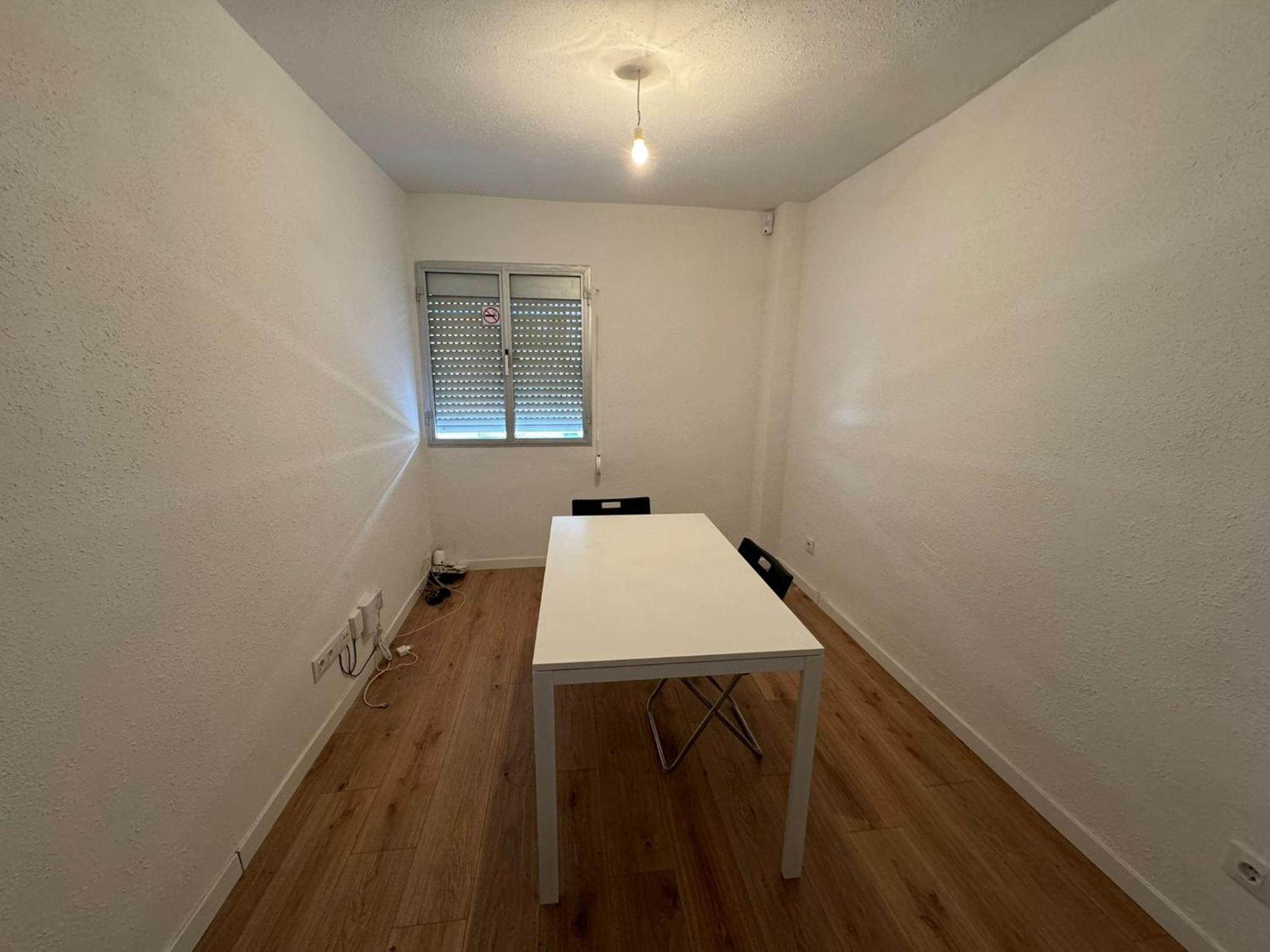 Basic Madrona Pensión 3*