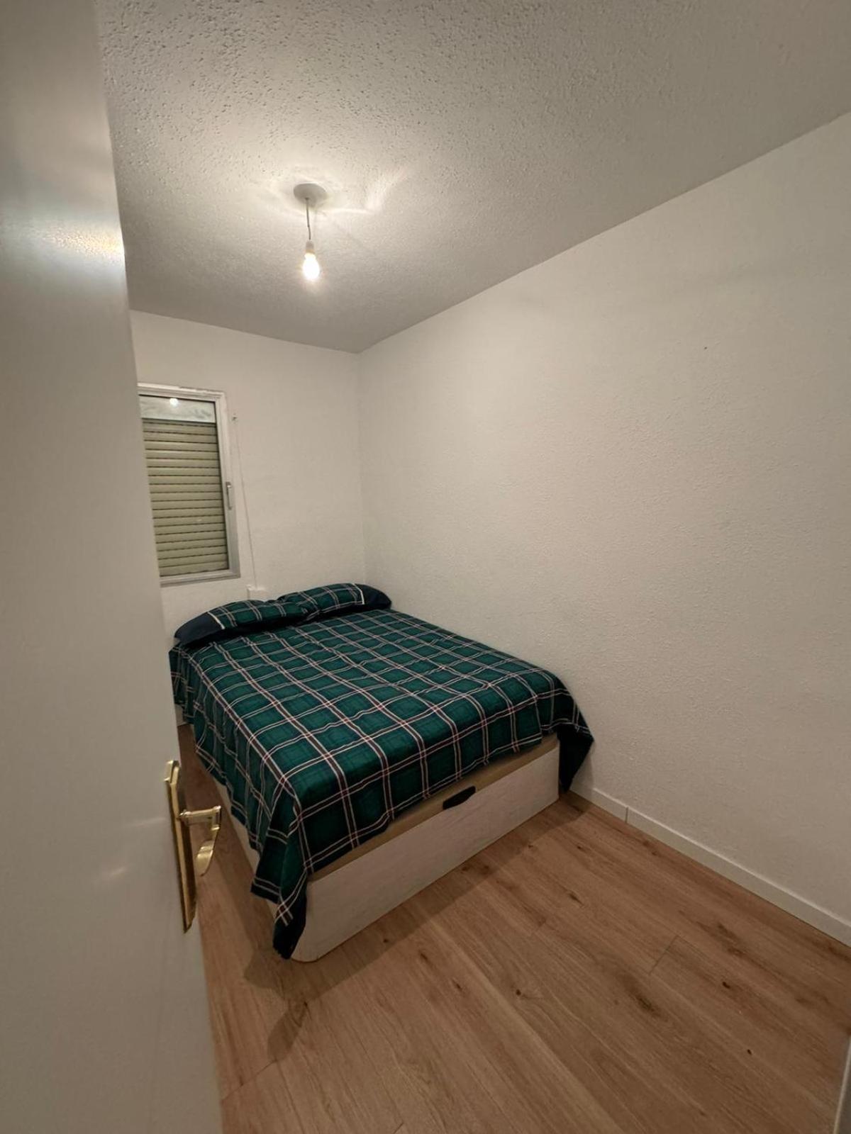 Pensión Basic Madrona 3*
