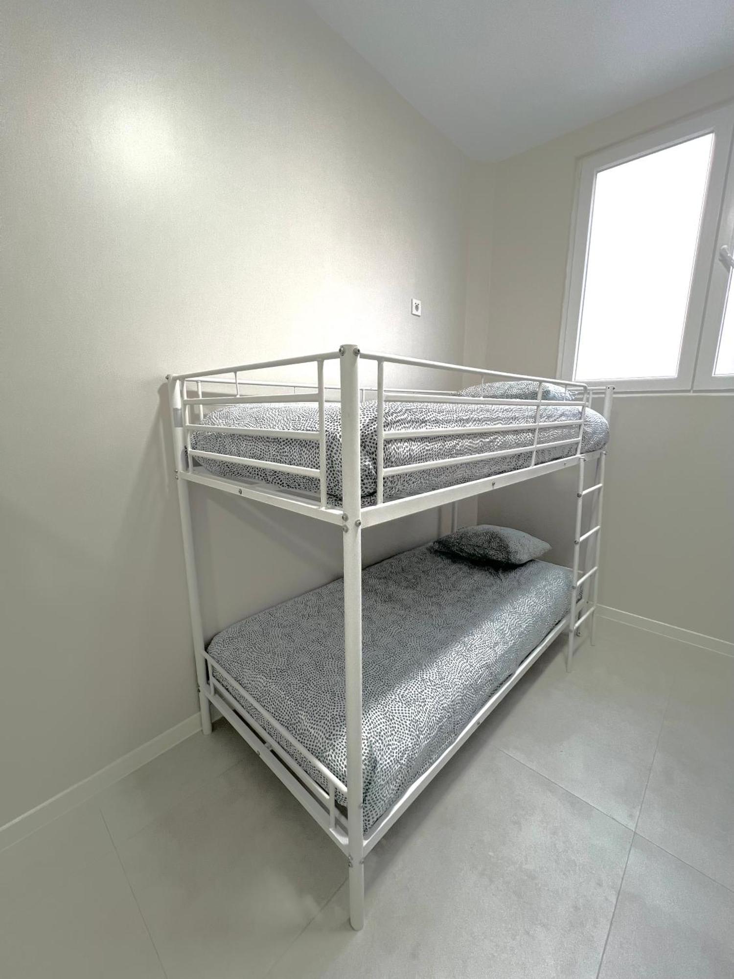 Oasis Hostal