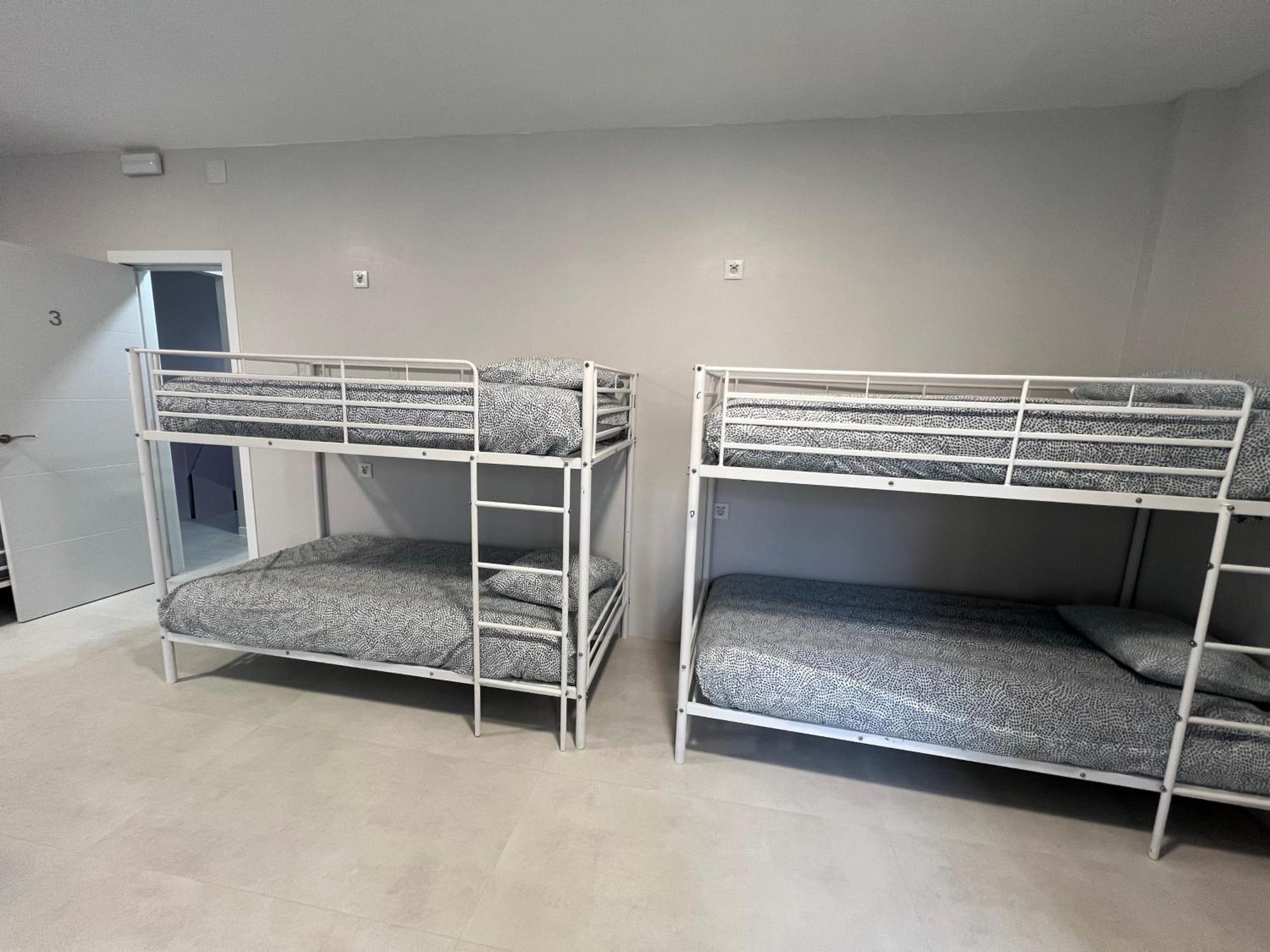 Oasis Hostal *