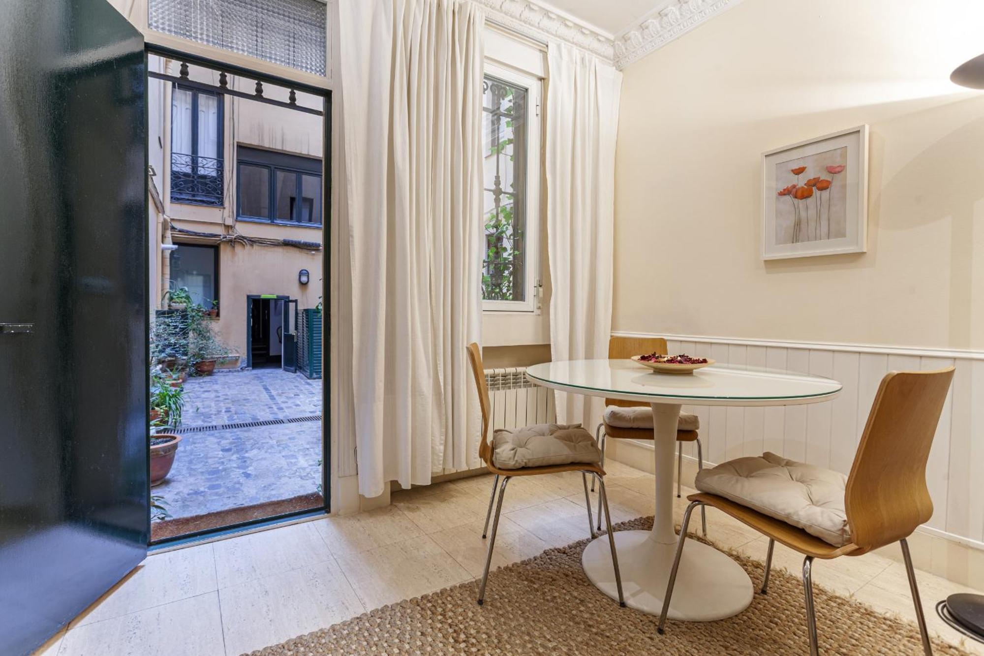 Mit House Prado En Madrid