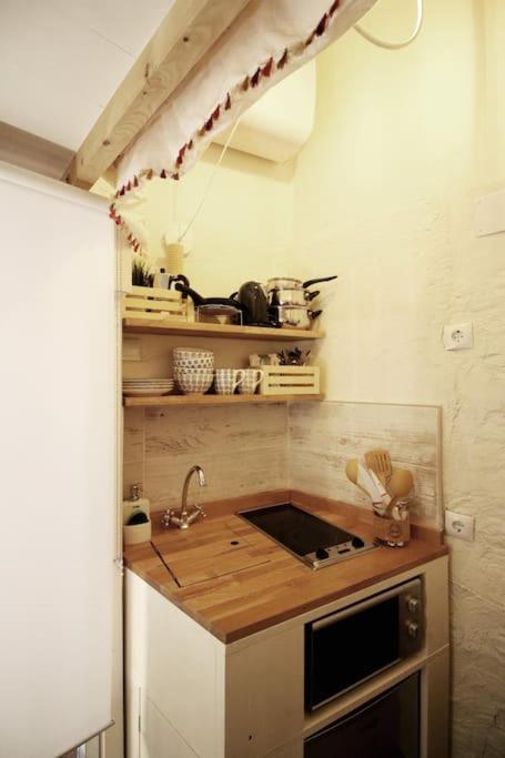 Mini Estudio De 8 M2 En El Corazon De Malasana De Membrillosuites Apartamento Madrid