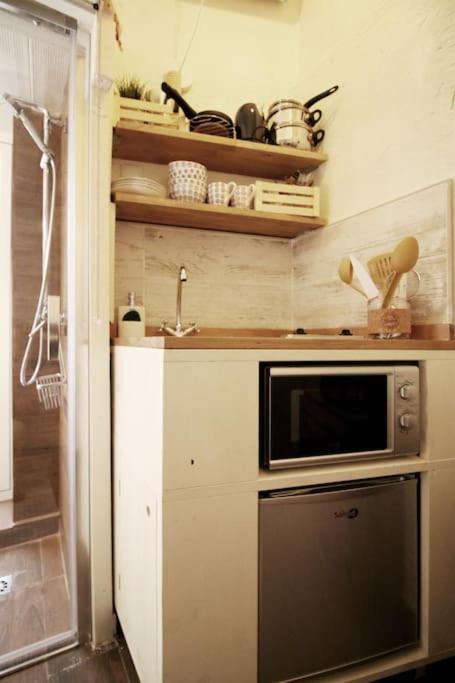 Mini Estudio De 8 M2 En El Corazon De Malasana De Membrillosuites Apartamento