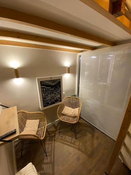 Apartamento Mini Estudio De 8 M2 En El Corazon De Malasana De Membrillosuites *