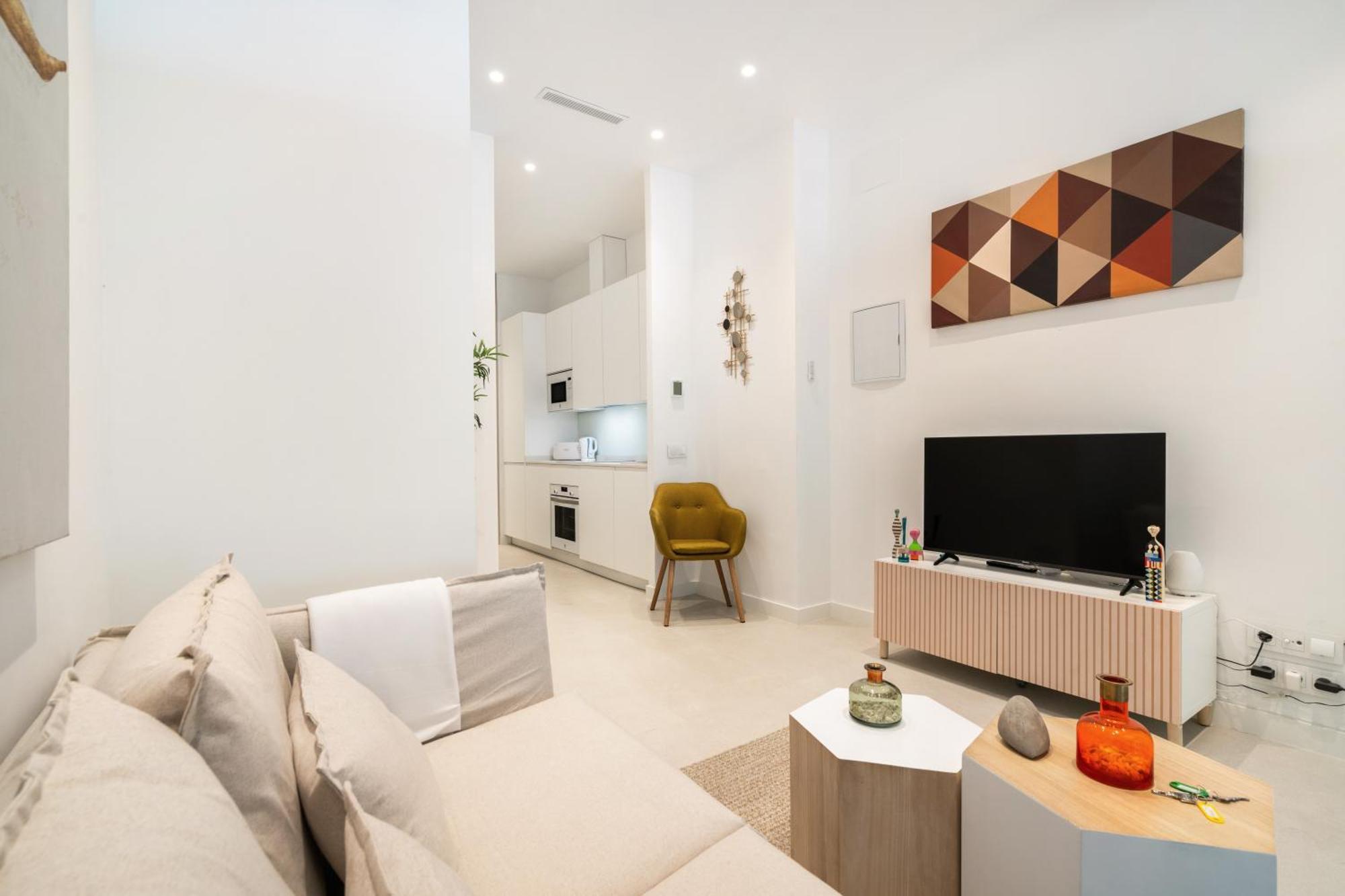 Flat In Chamberi With Direct Entrance Bg