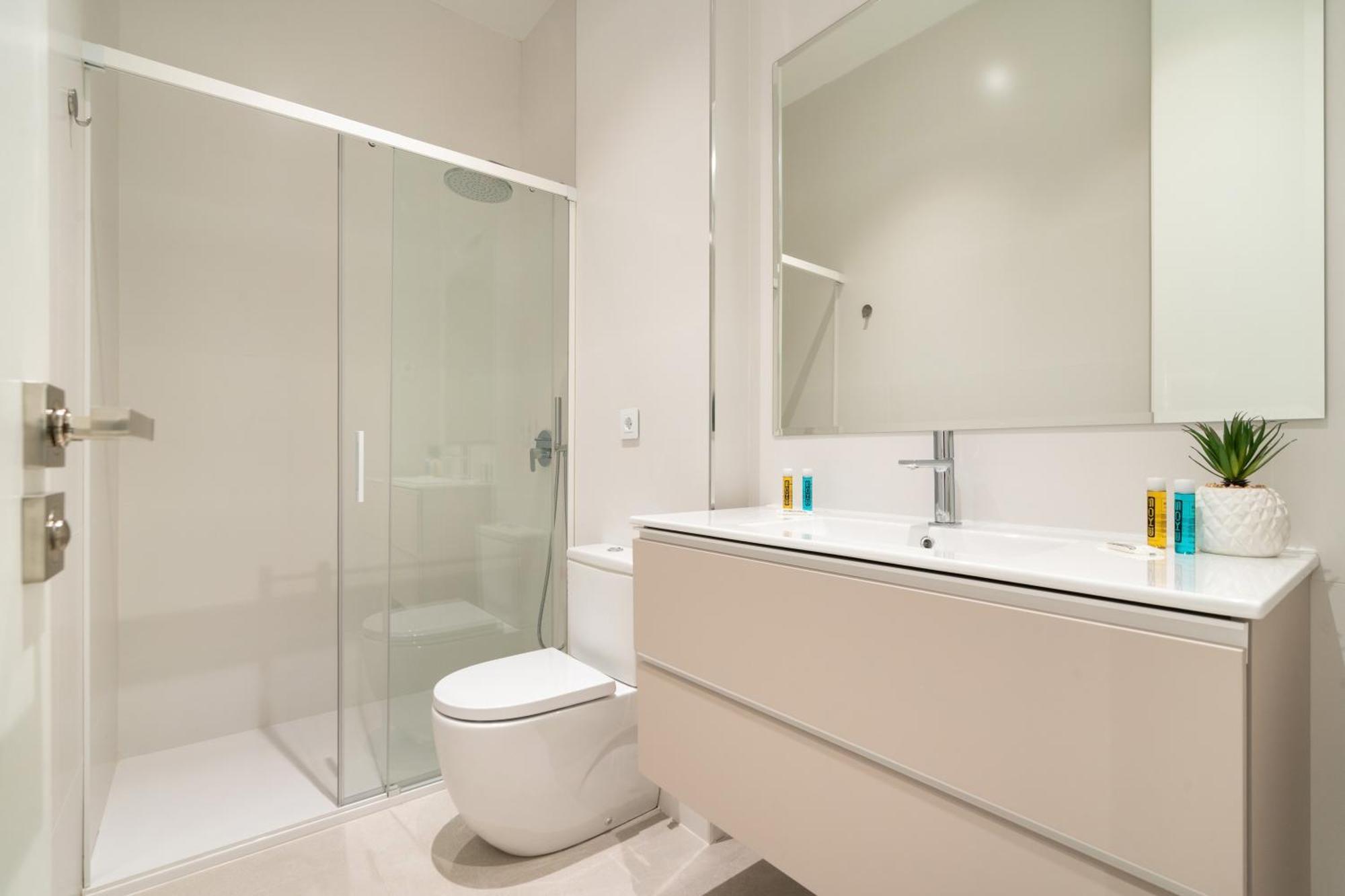 Flat In Chamberi With Direct Entrance Bg