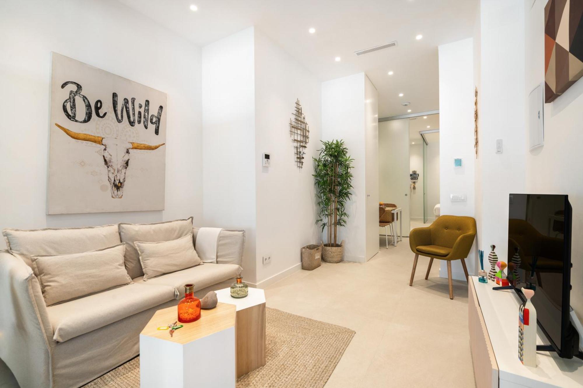 Flat In Chamberi With Direct Entrance Bg * Madrid
