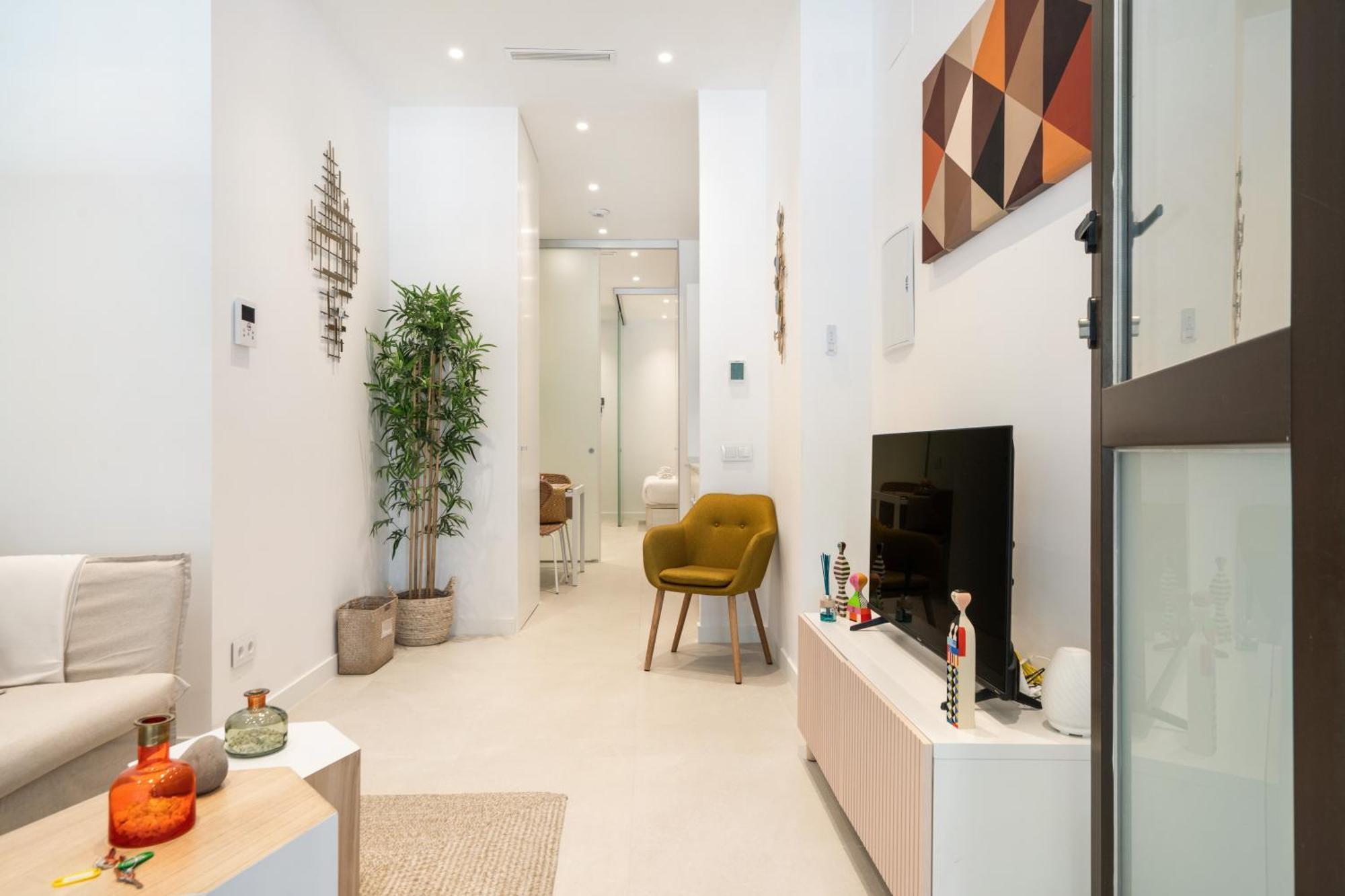 Flat In Chamberi With Direct Entrance Bg Madrid
