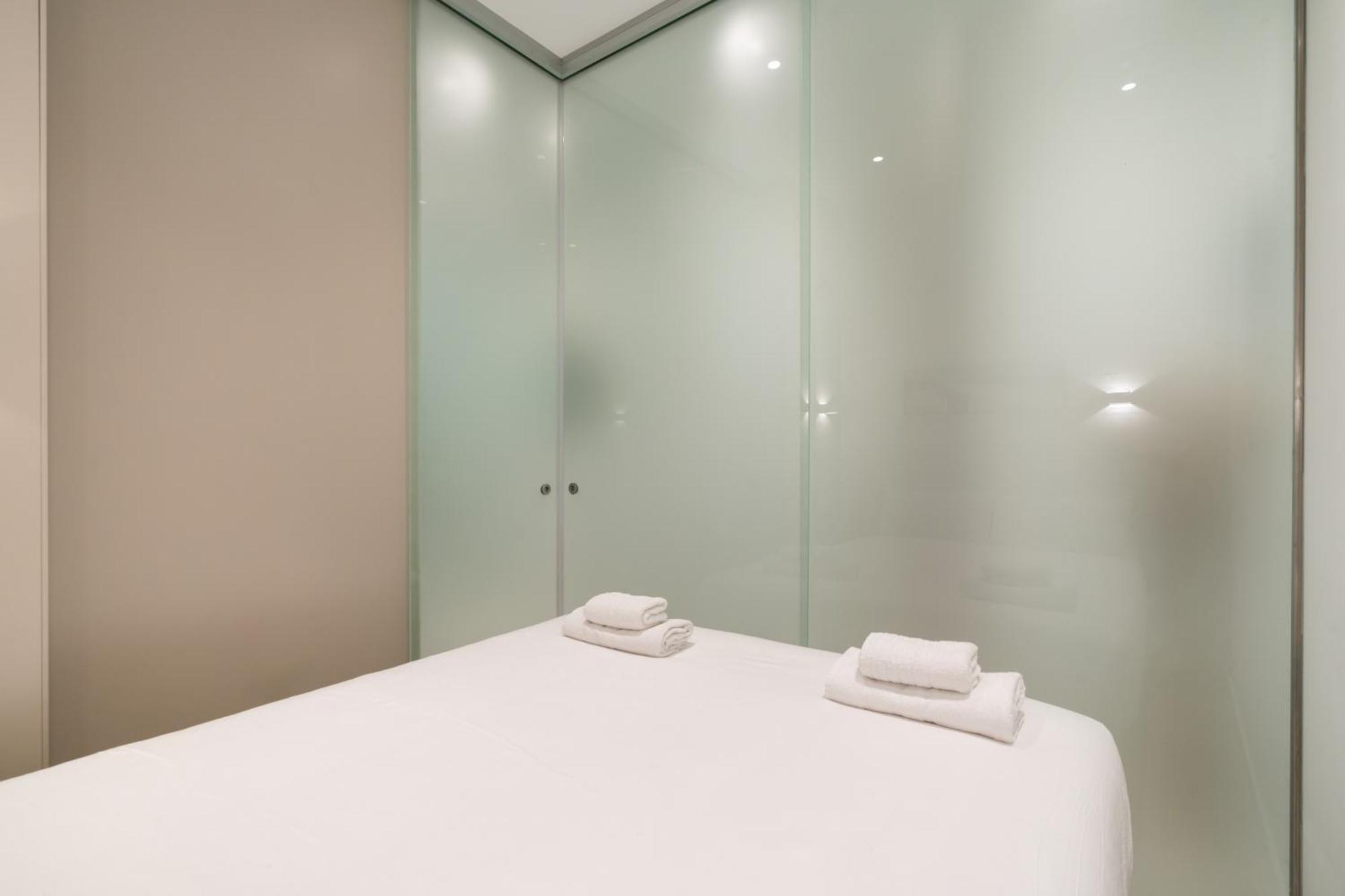 Flat In Chamberi With Direct Entrance Bg * Madrid