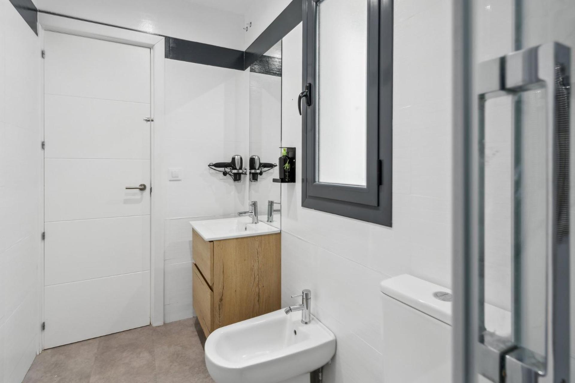 Limehome Calle De La Paloma Apartment Madrid