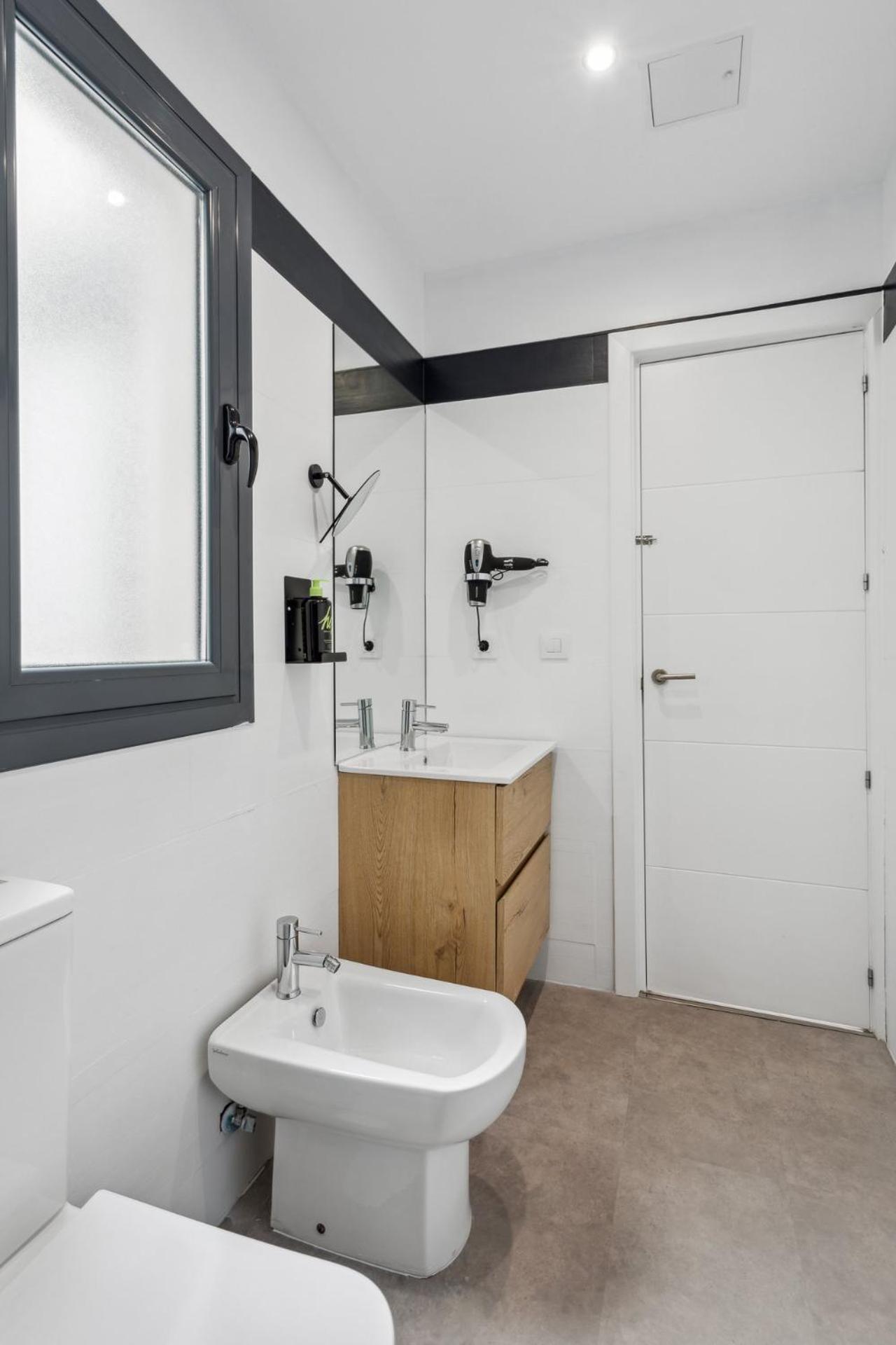 Limehome Calle De La Paloma Madrid