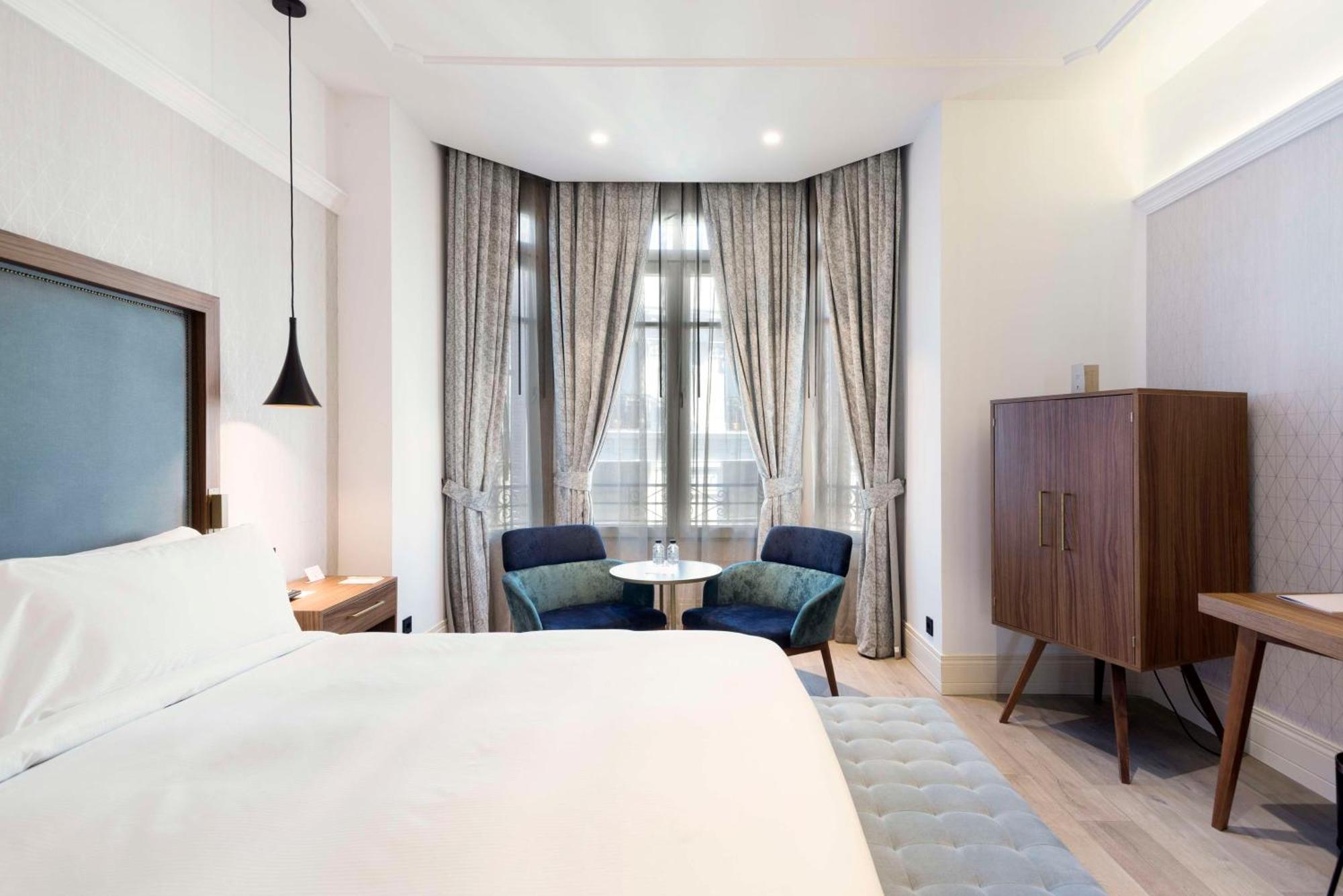 Hotel Doubletree By Hilton Madrid-prado 4*