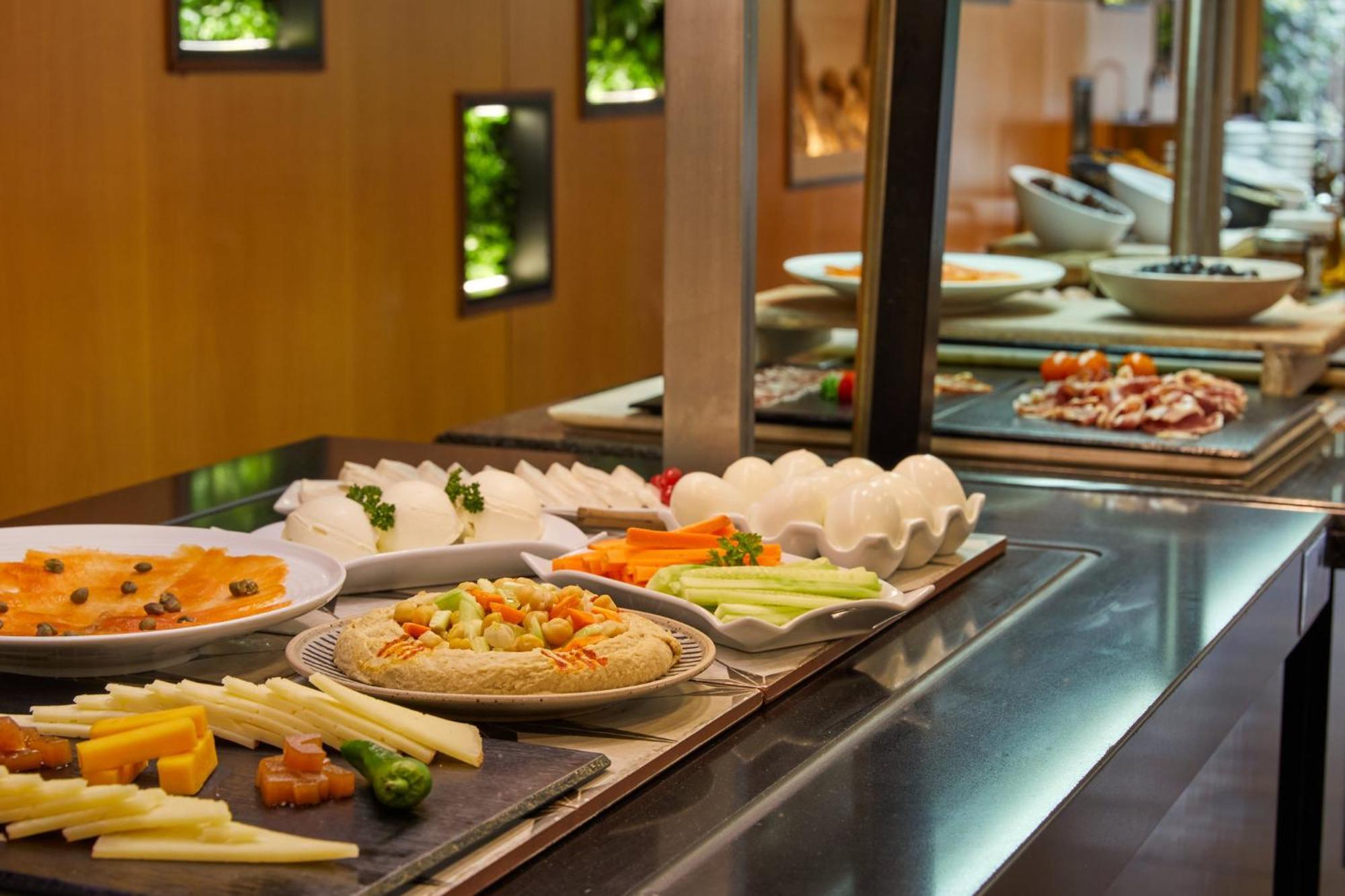 Crowne Plaza - Centre Retiro By Ihg 4*