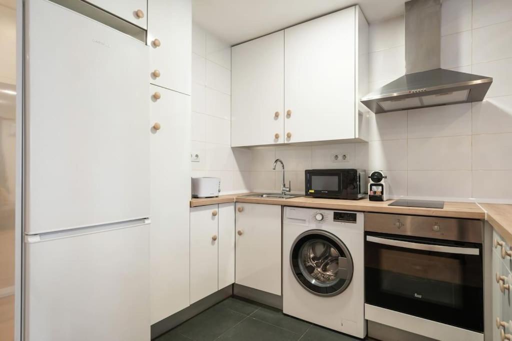 Exterior Flat In The Golden Mile In - 3 Madrid