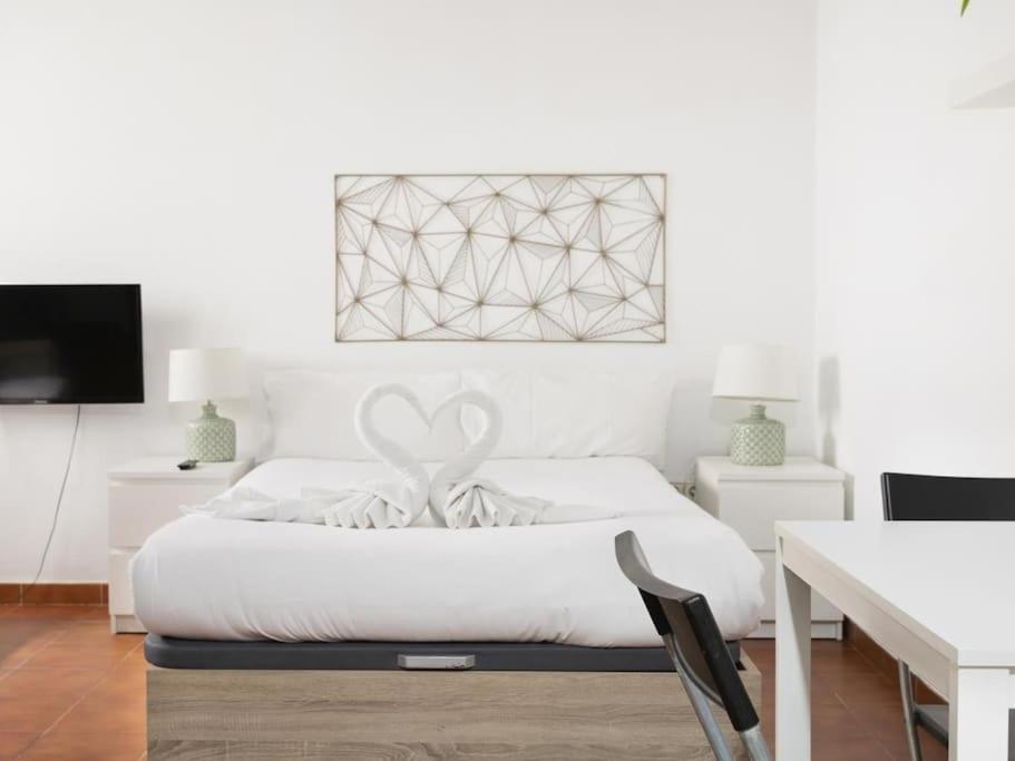 Apartamento Centrally Located In - 382 *