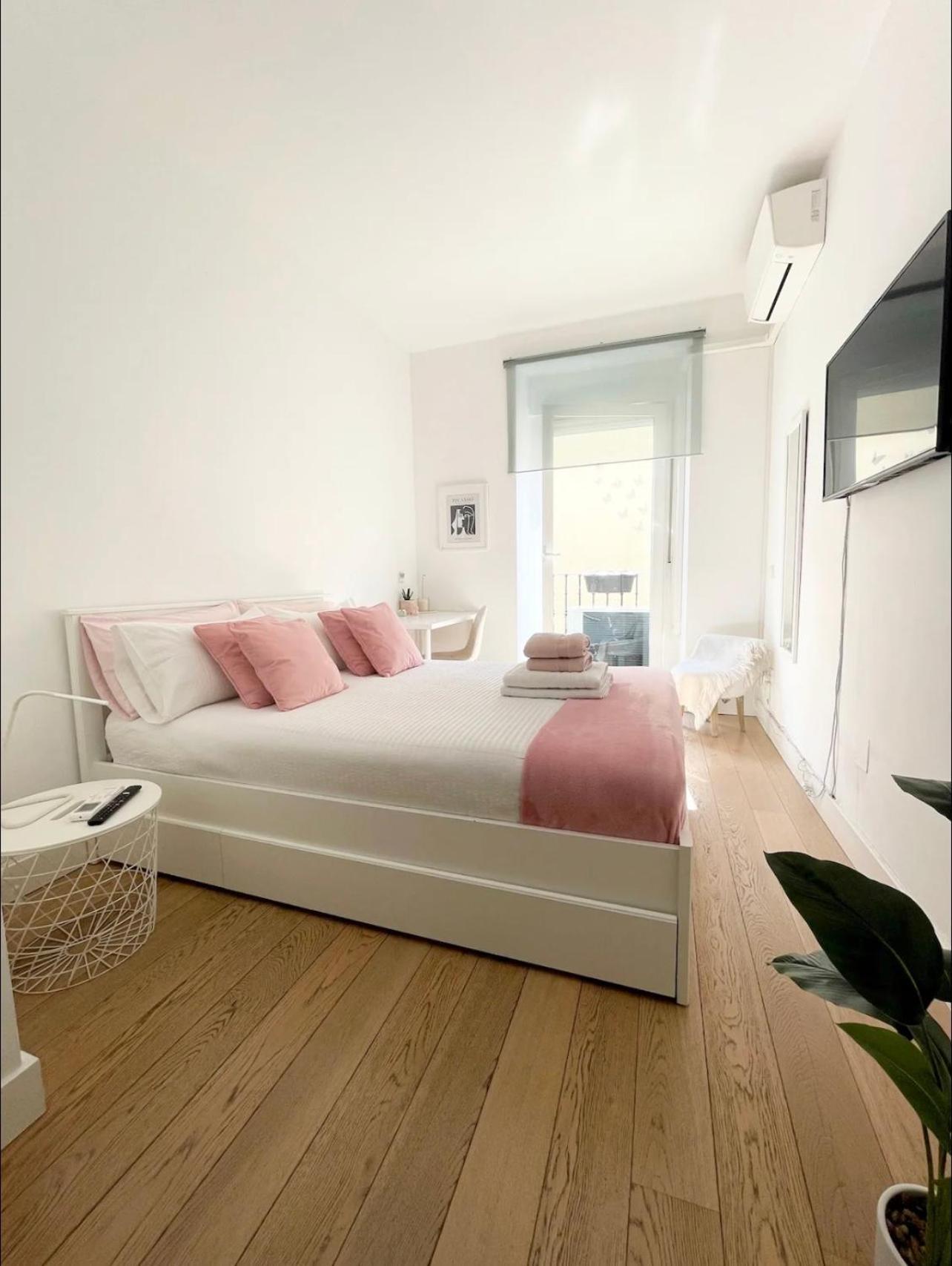 Apartamento Estudio Plaza Mayor La Latina Sol Wi Fi Netflix Ac