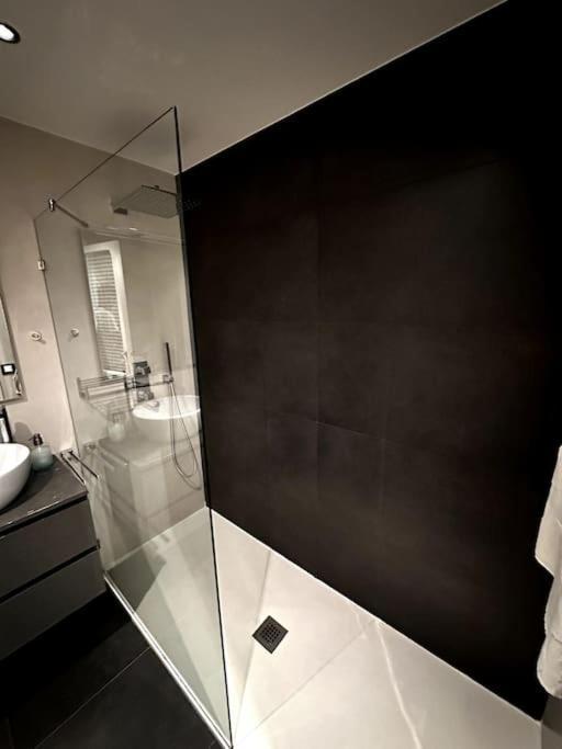 Apartamento Con Parking En Centro De Madrid-chamberi Apartamento Madrid