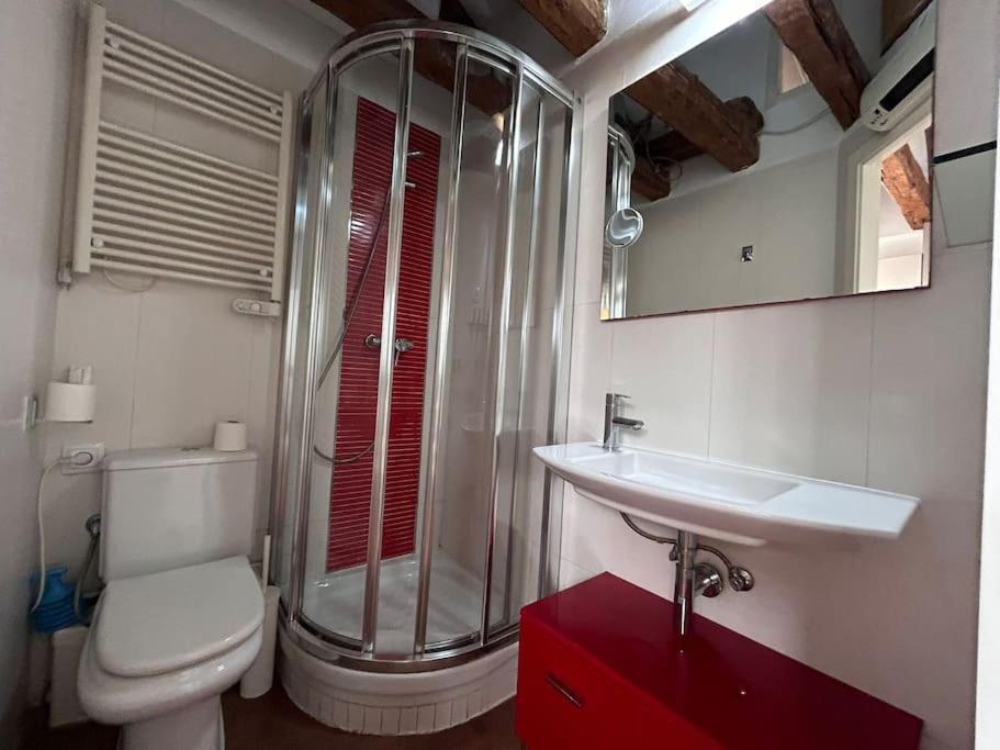 Apartamento Emblematic Flat In - Arenal Madrid