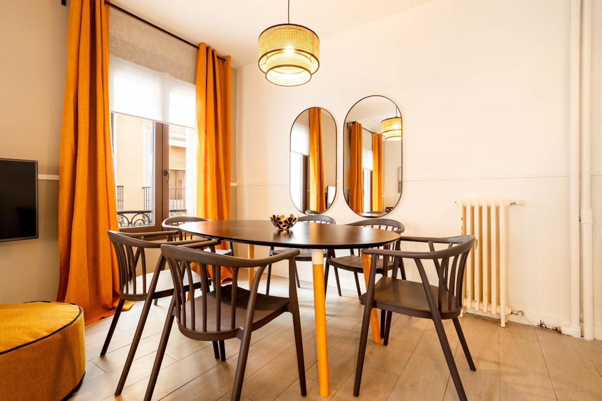 Mit House Madville En