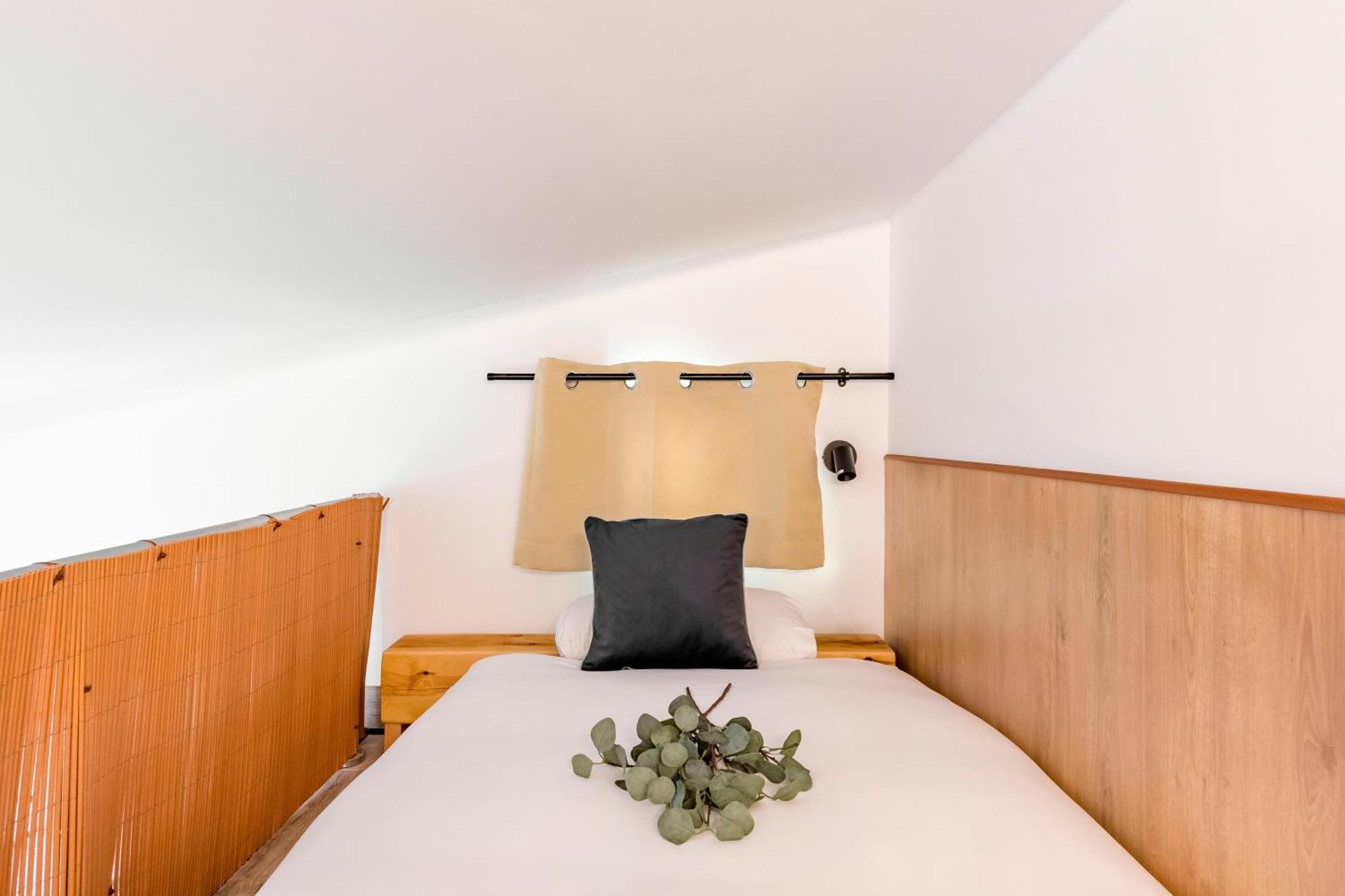 Villaverde - Acogedores, Ac * Madrid