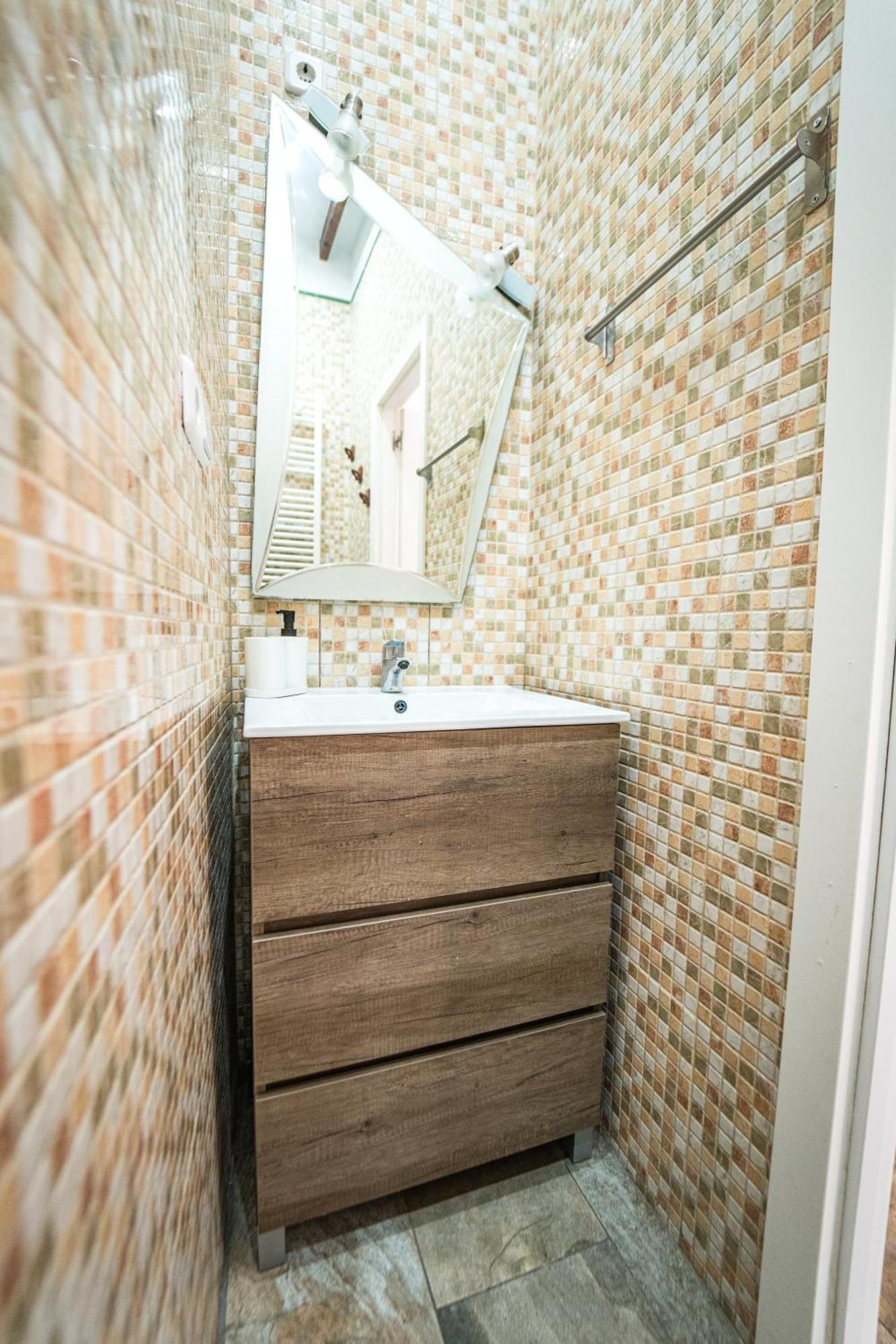 Centrico Atico En By Bebalmy Apartamento Madrid