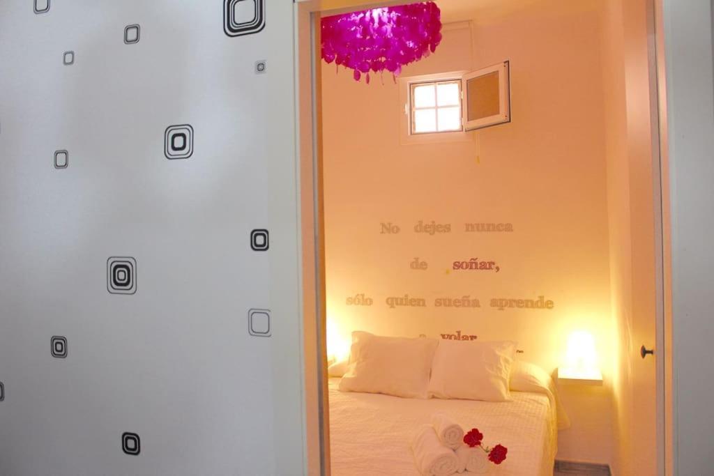 Modern Apt 1 Bedroom In Lavapies * Madrid