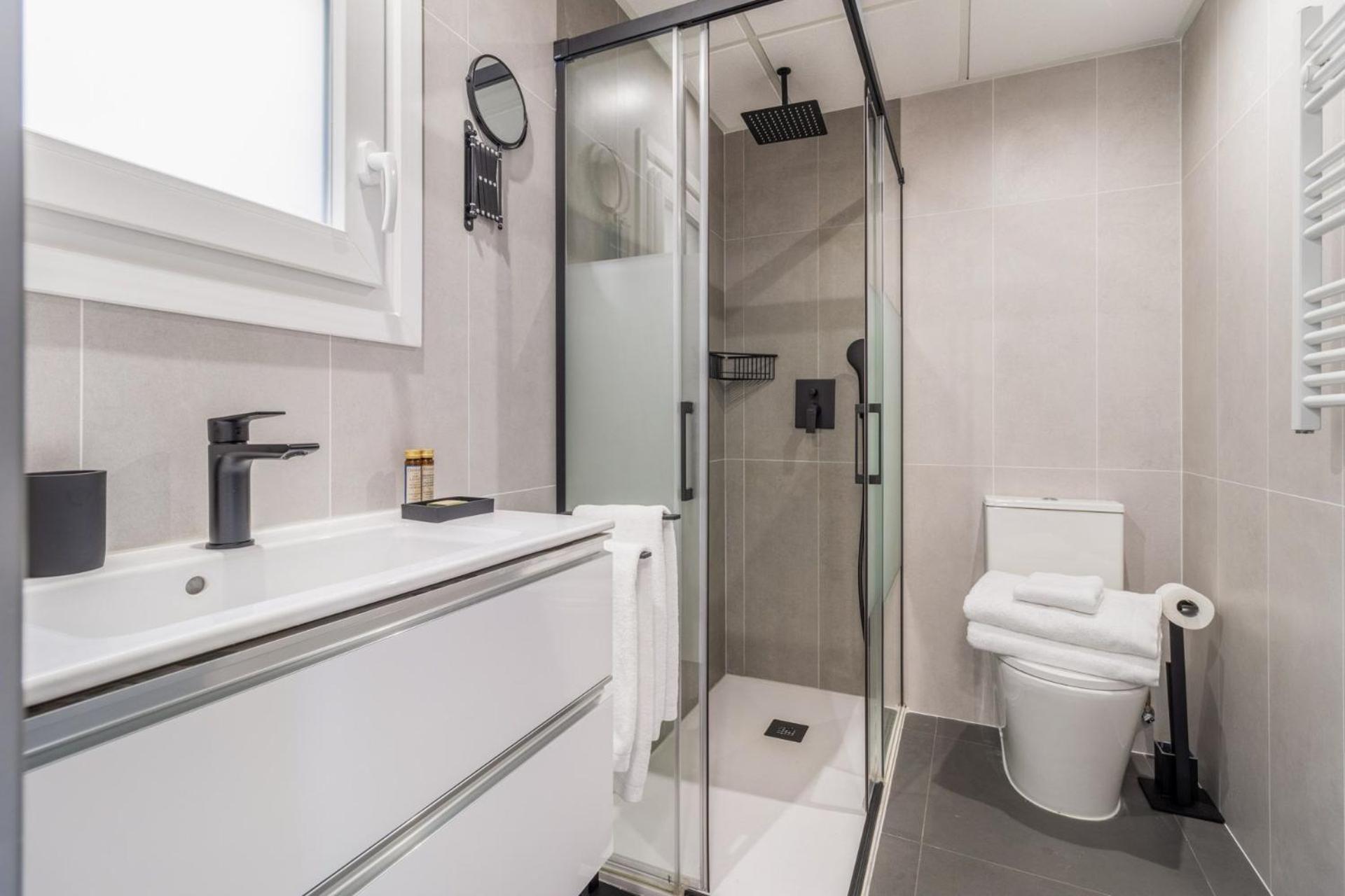 Stylish New With Terrace In The Heart Of La Latina - Latina Toledo Atico I Apartamento
