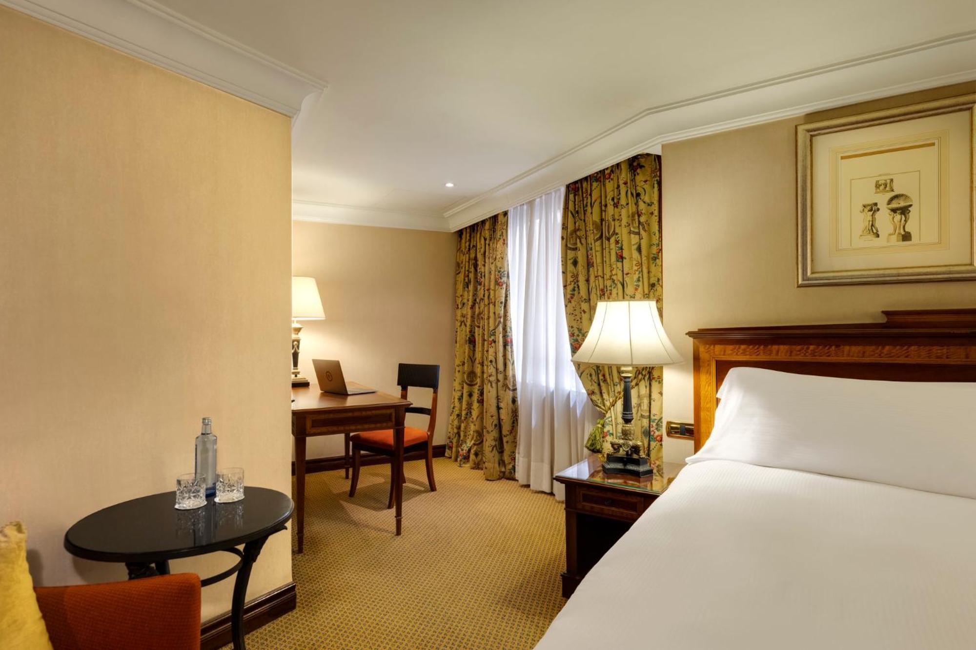 Intercontinental By Ihg Hotel