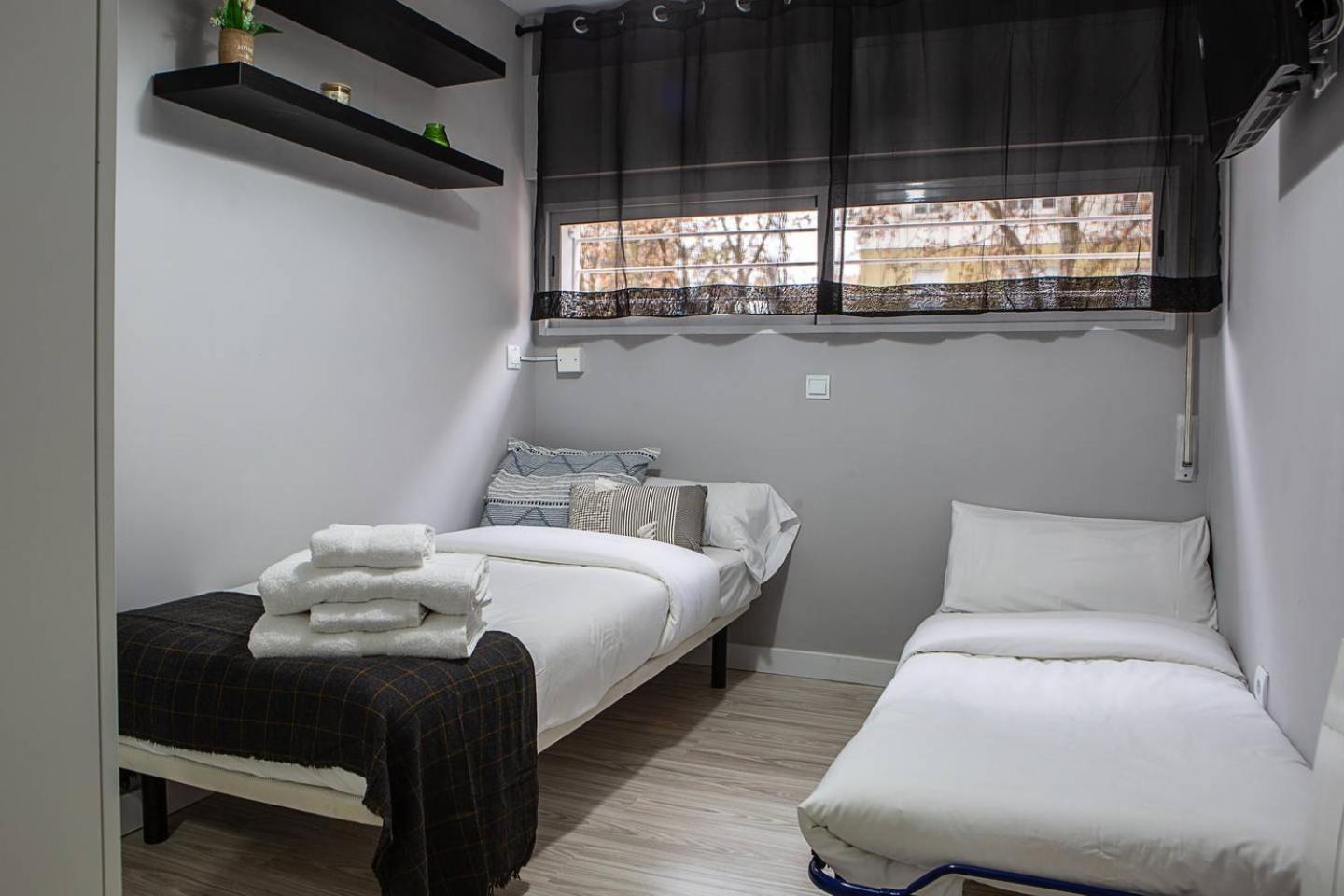 Lovely 3 Bedroom Next To Fuencarral Madrid