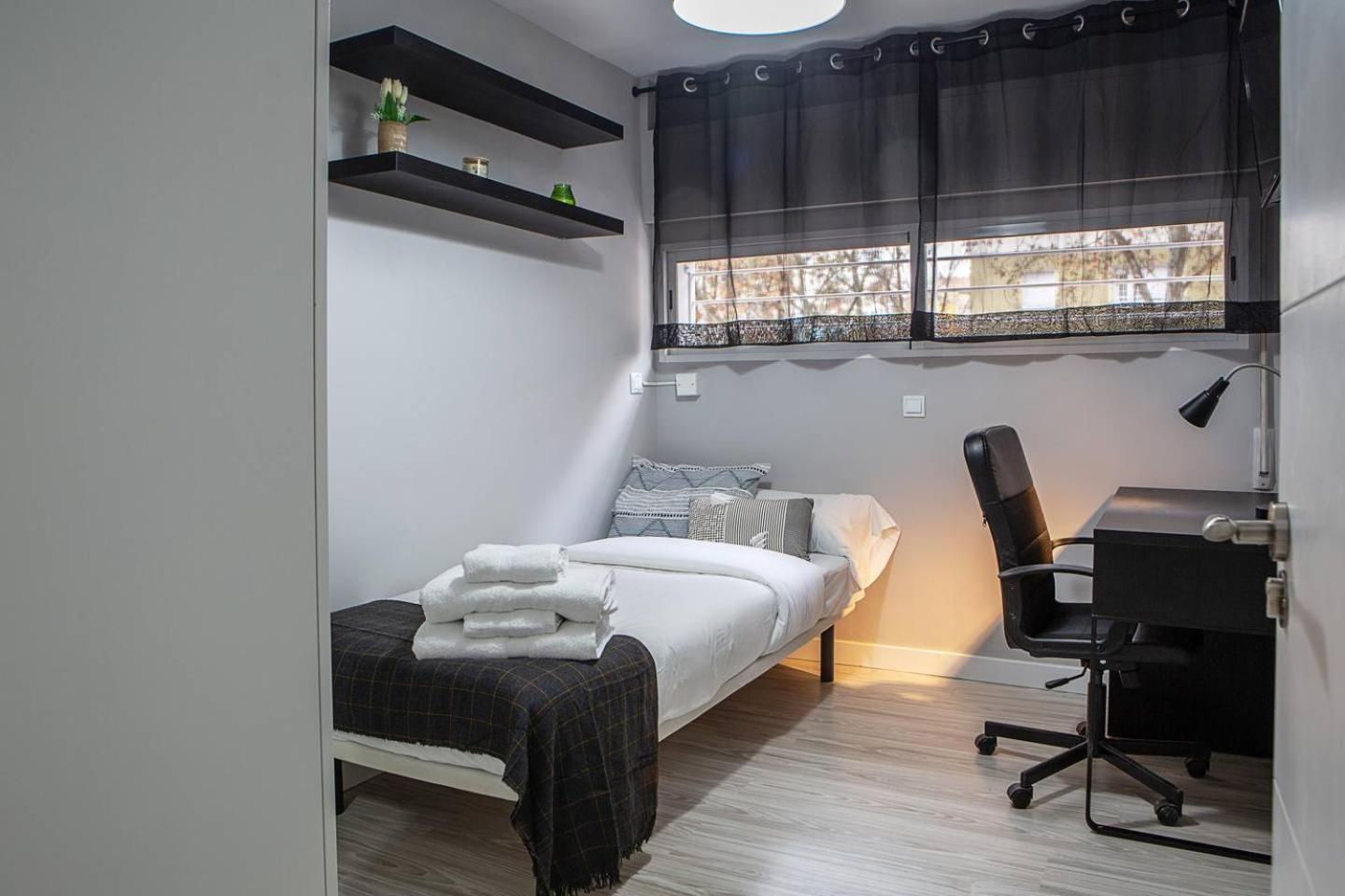 Lovely 3 Bedroom Next To Fuencarral Apartamento Madrid