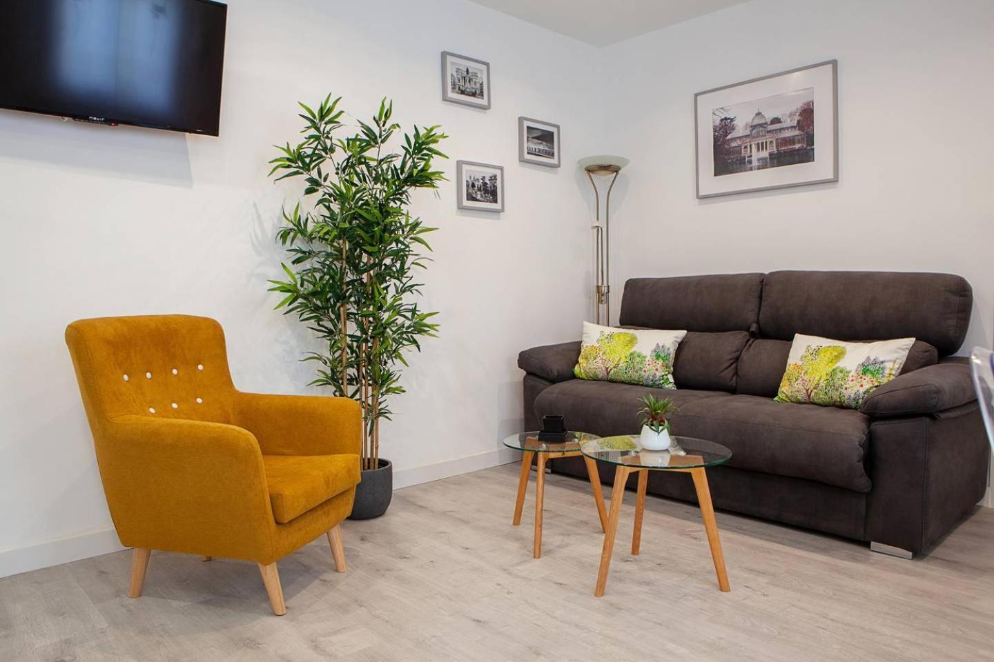Chic 1 Bedroom Next To El Prado * Madrid