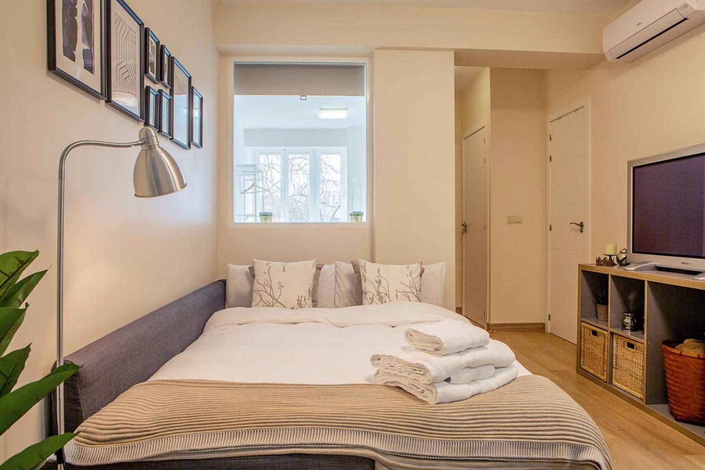Modern 2 Bed Near Las Ventas * Madrid