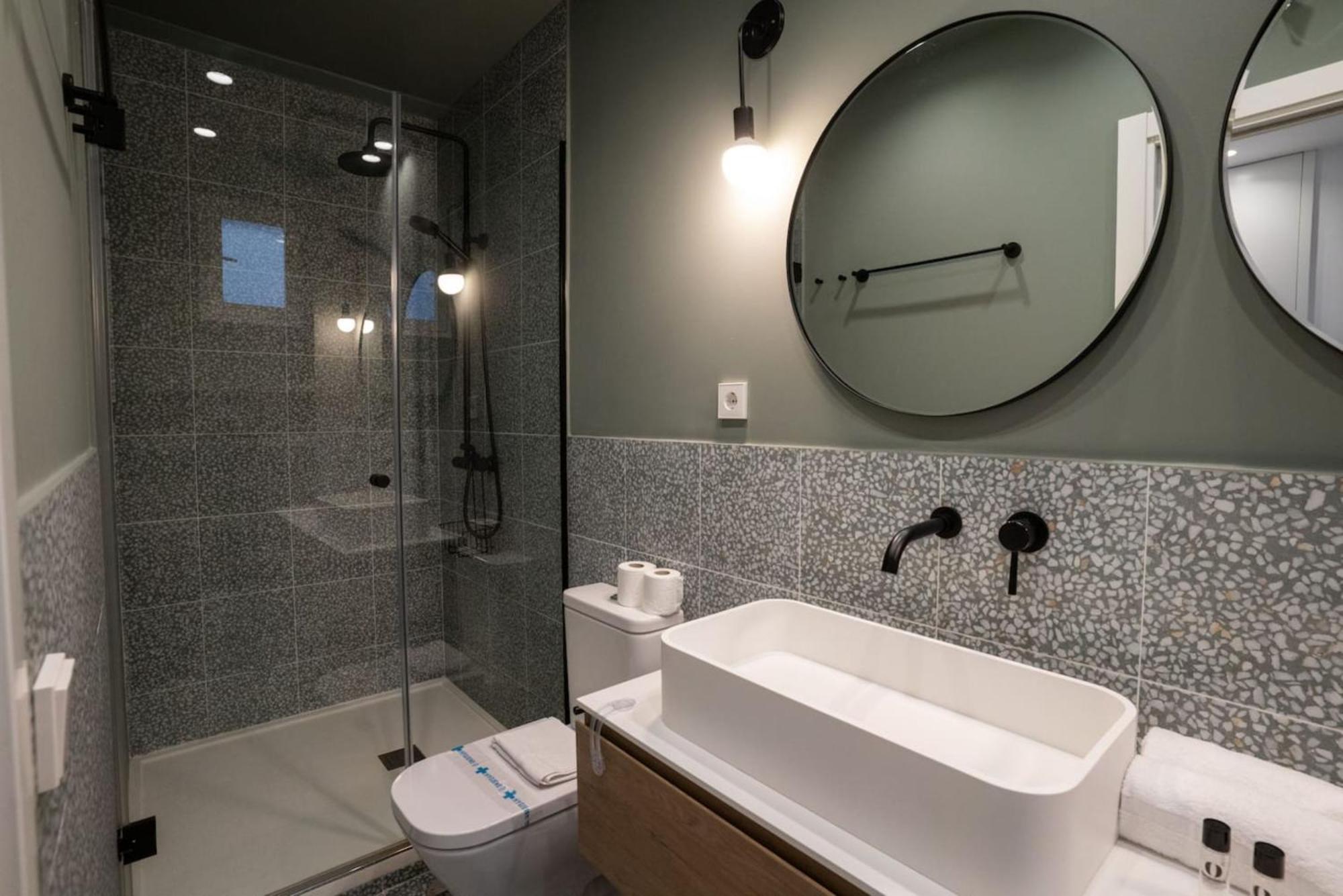 Stylish 2 Bedroom In The Heart Of