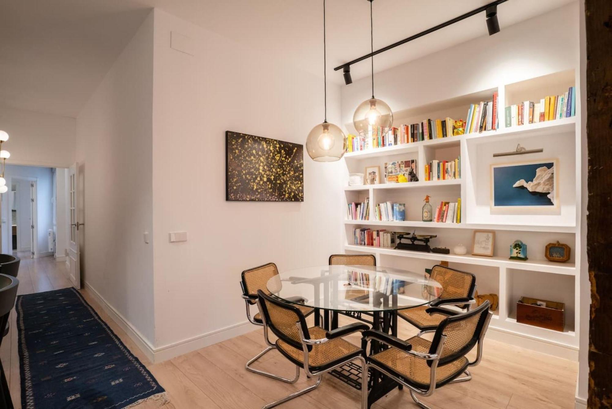 Apartamento Stylish 2 Bedroom In The Heart Of