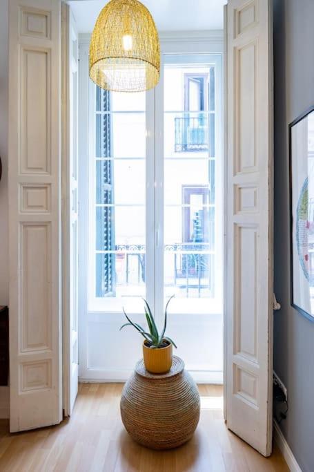 Apartamento Beautiful In Malasana For 3 Pax - Ferrer