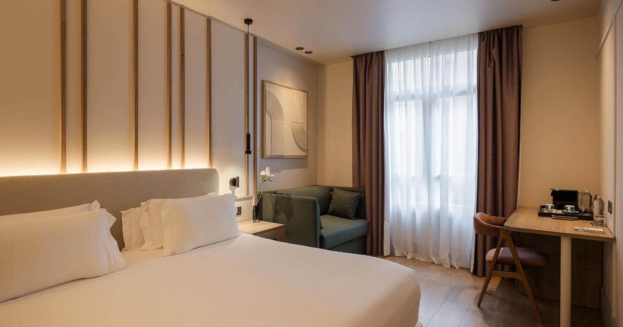 H10 Puerta De Alcalá Hotel Madrid