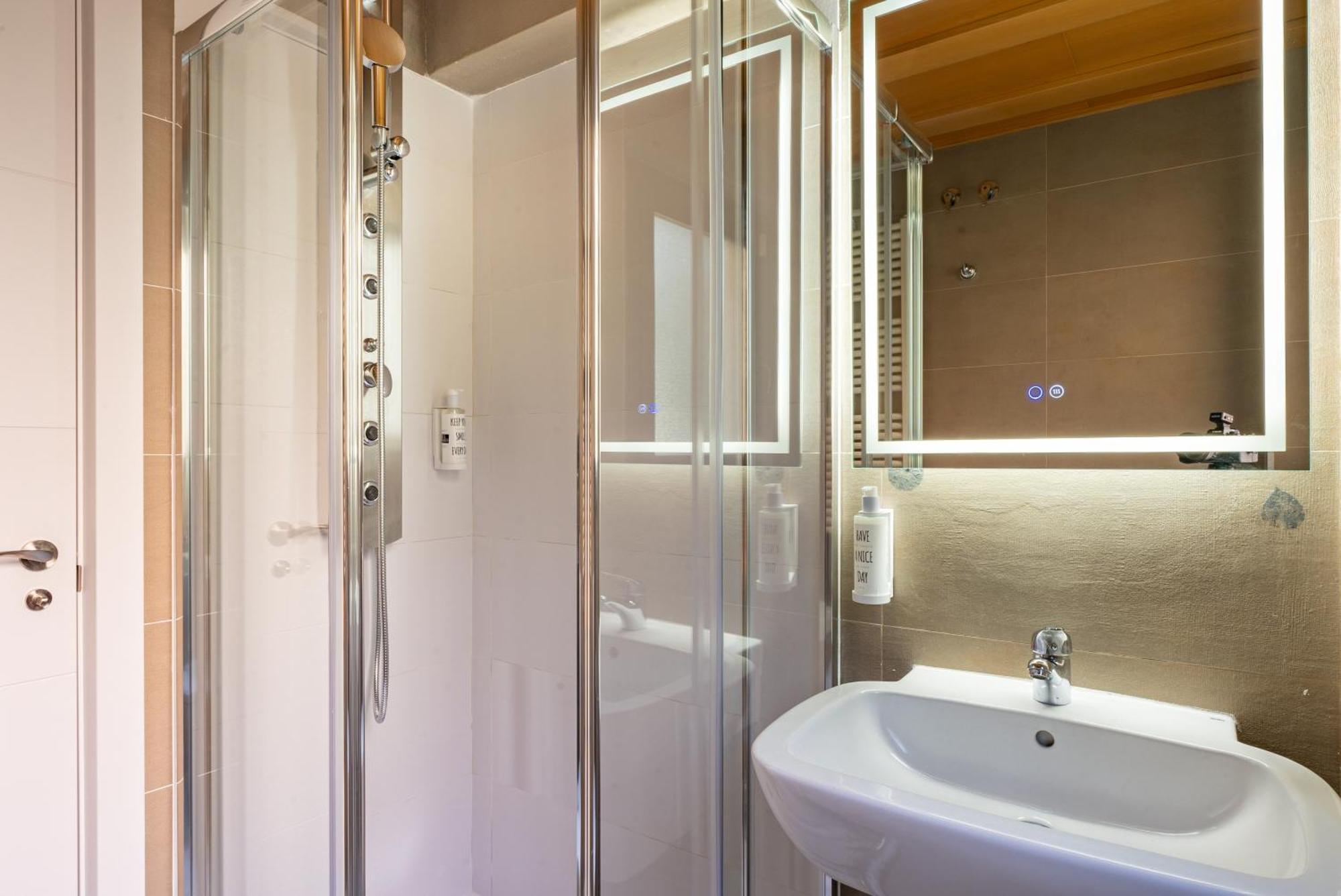 Smartr Ventas Apartahotel Madrid