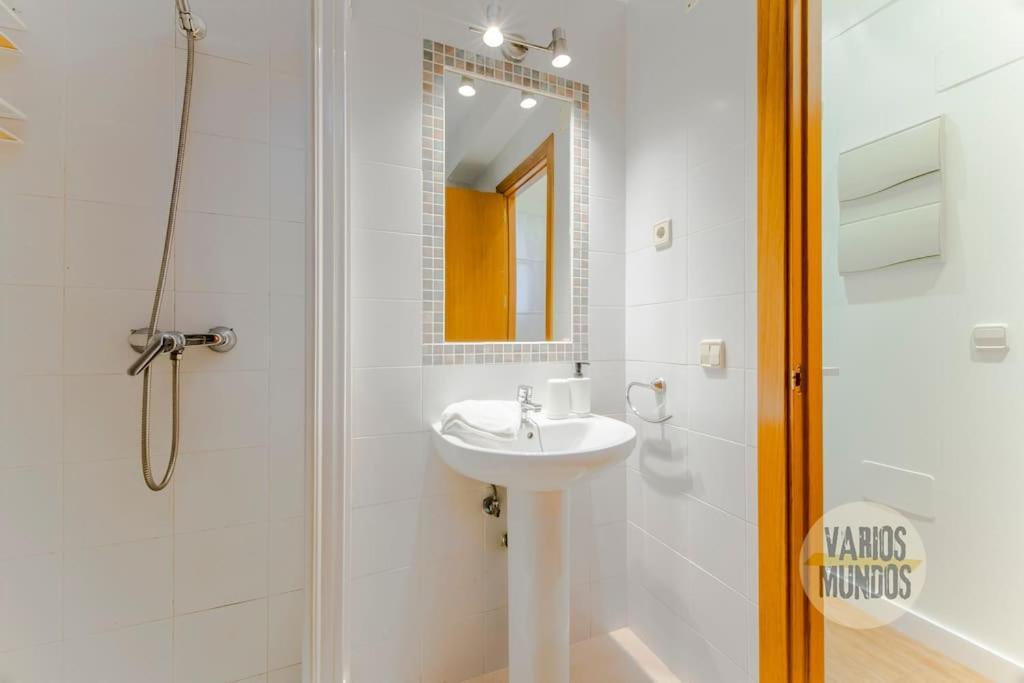 Super Cool 4pax En Plaza De Chueca * Madrid