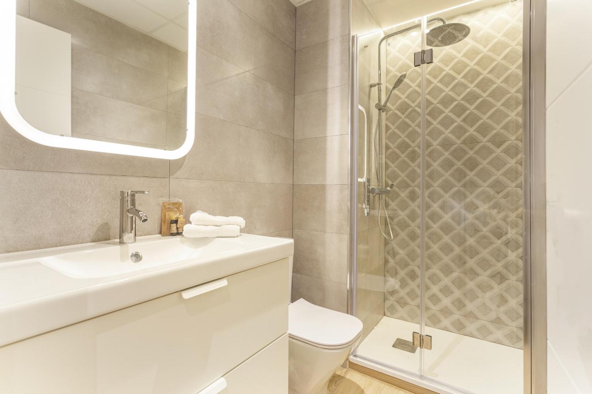 Apartamento Mit House Universidad En Madrid