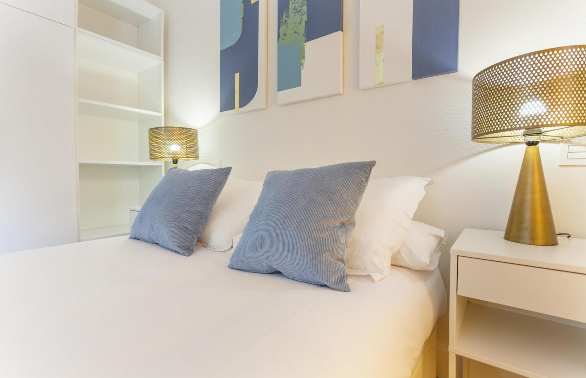 Mit House Universidad En