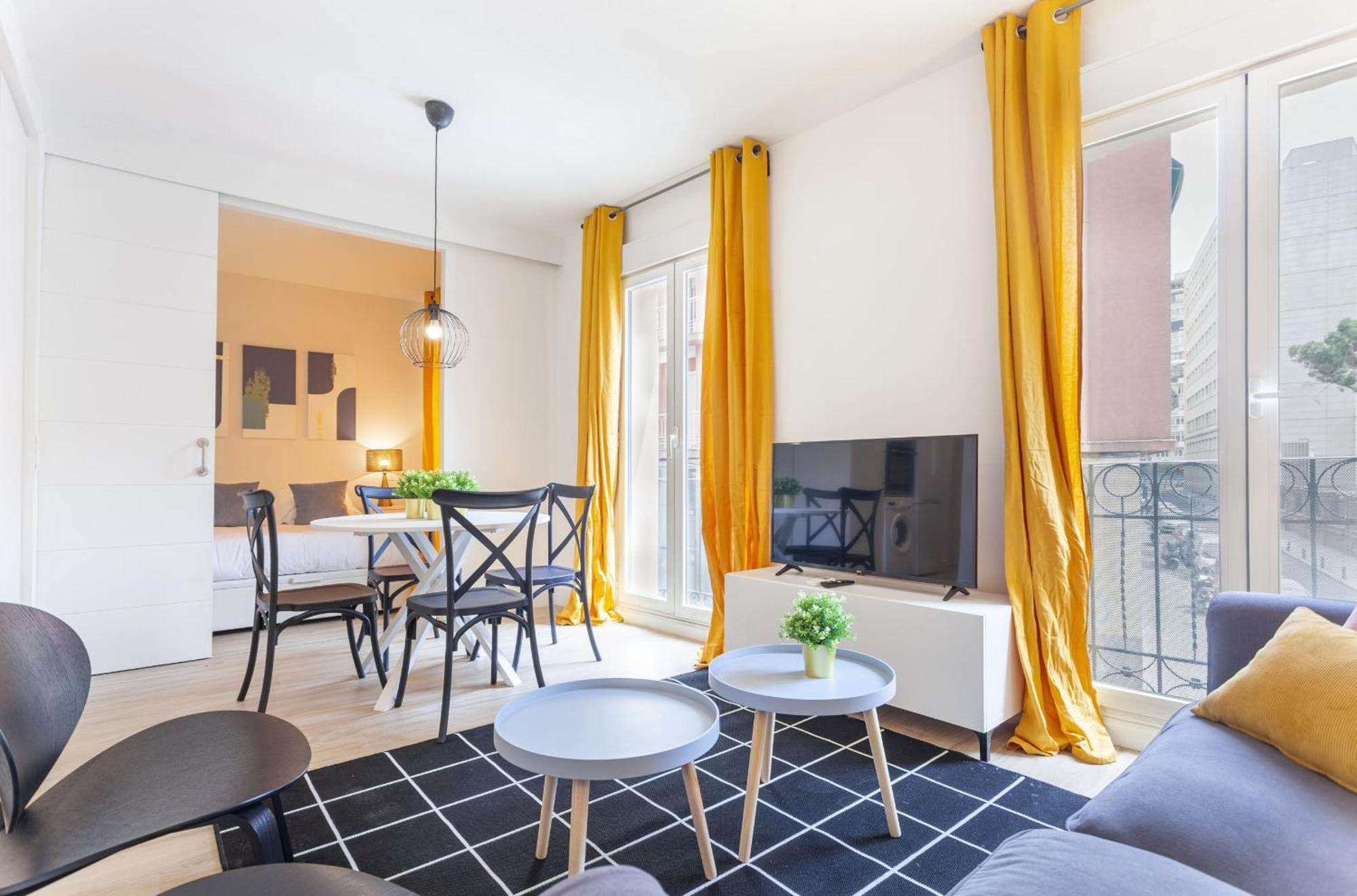 Mit House Universidad En Madrid