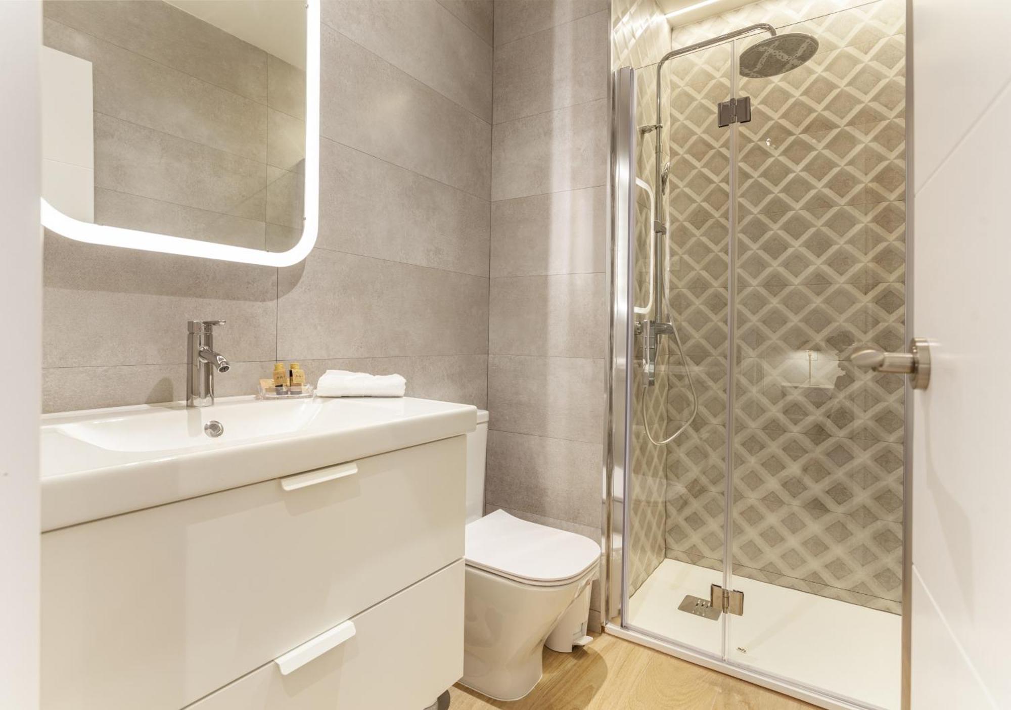 Apartamento Mit House Universidad En Madrid