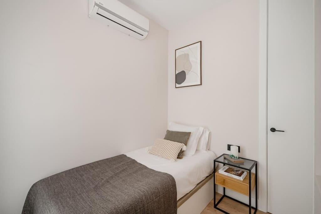Centro Xv Calle Montera 3br 3bh Apartamento