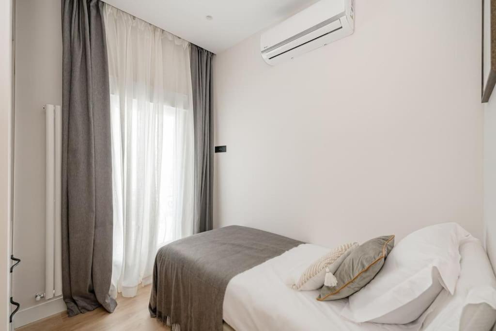 Apartamento Centro Xv Calle Montera 3br 3bh