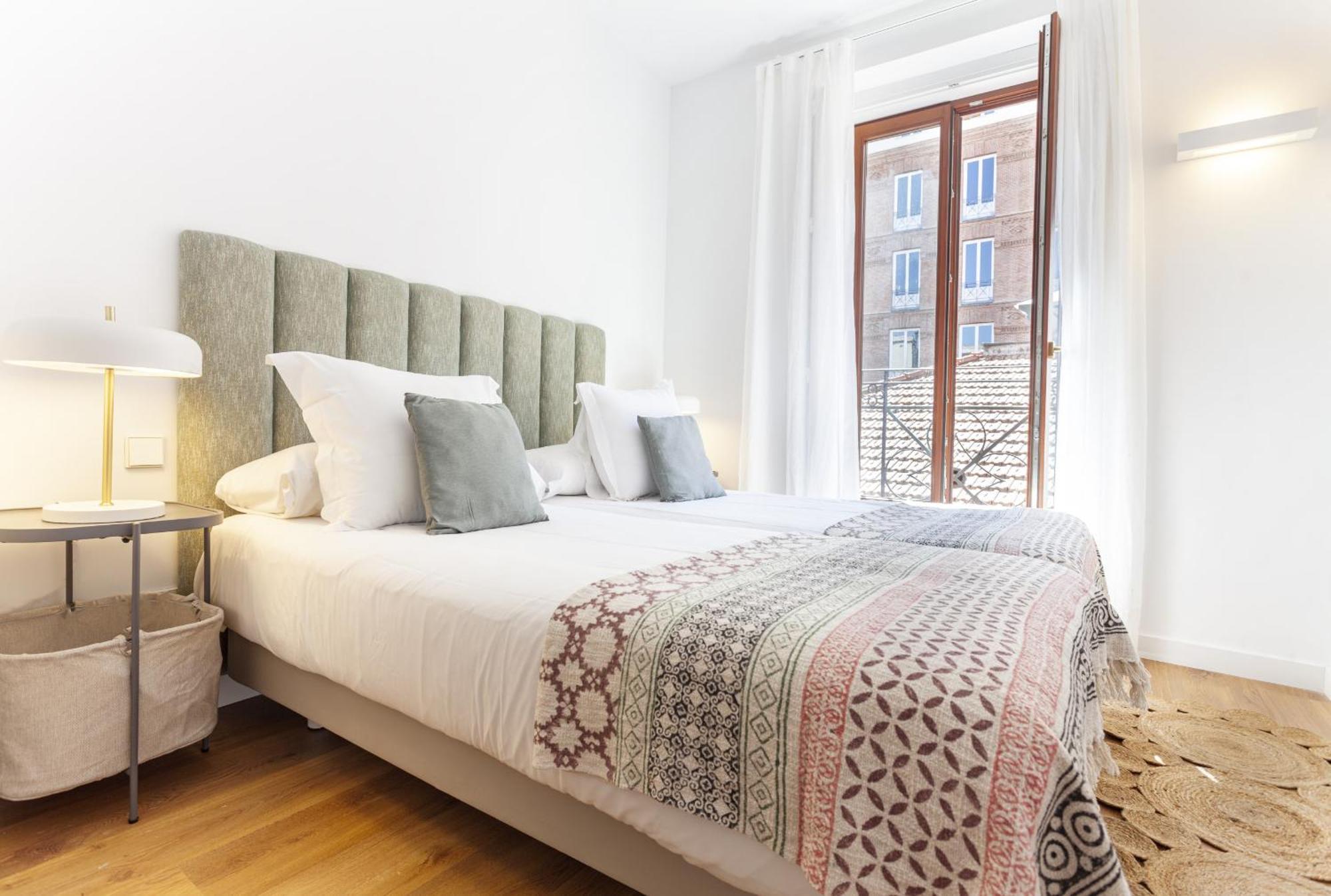Mit House Bellas Artes En * Madrid