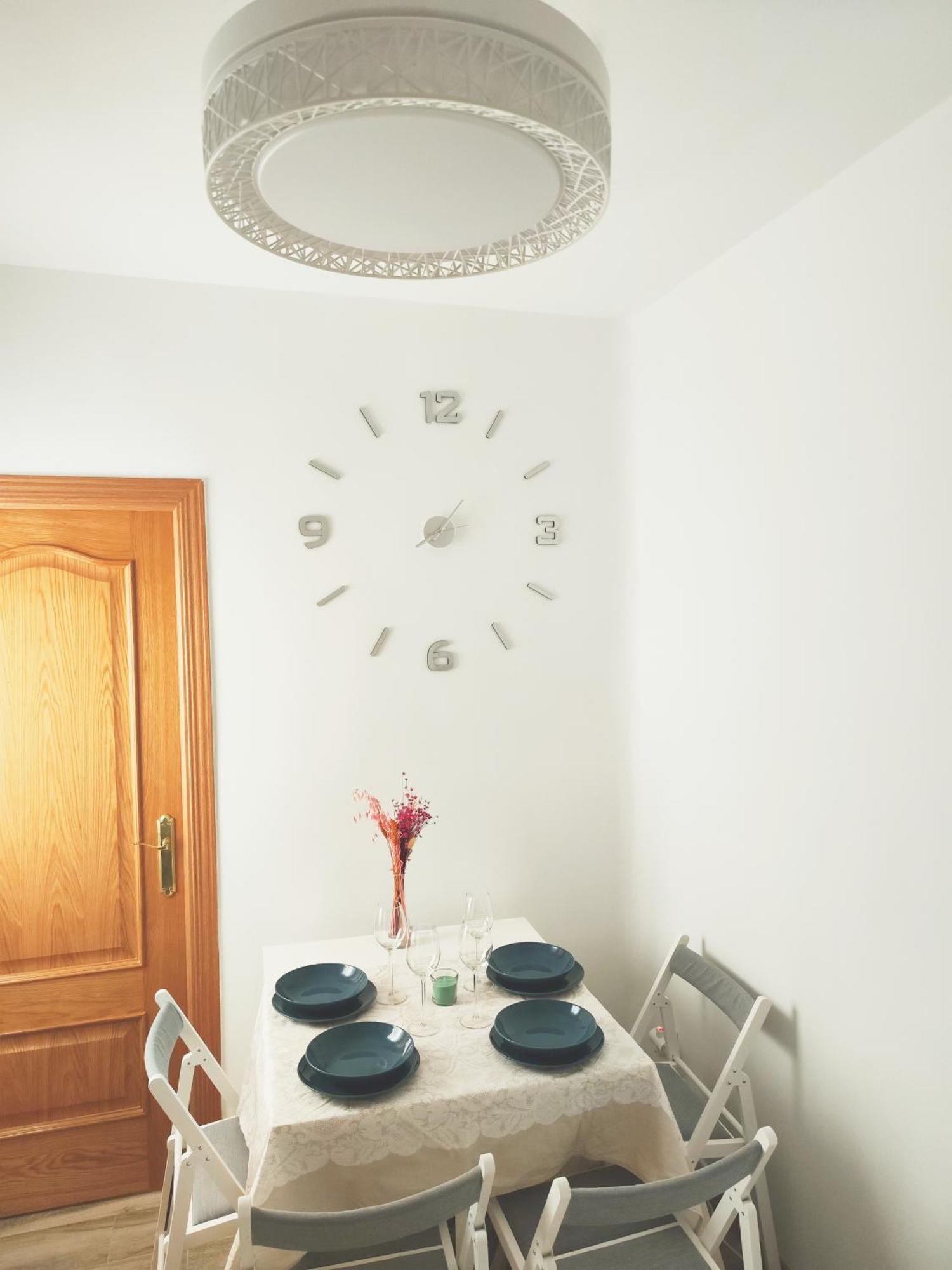 Skytitan House Apartamento *