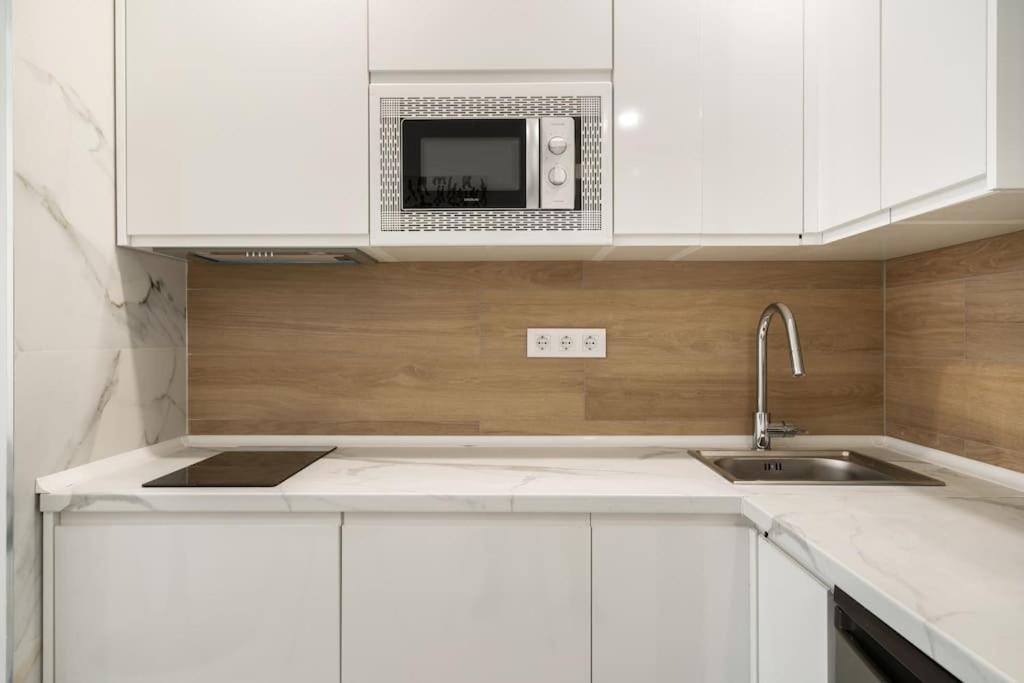 Apartamento Cozy In Ley4