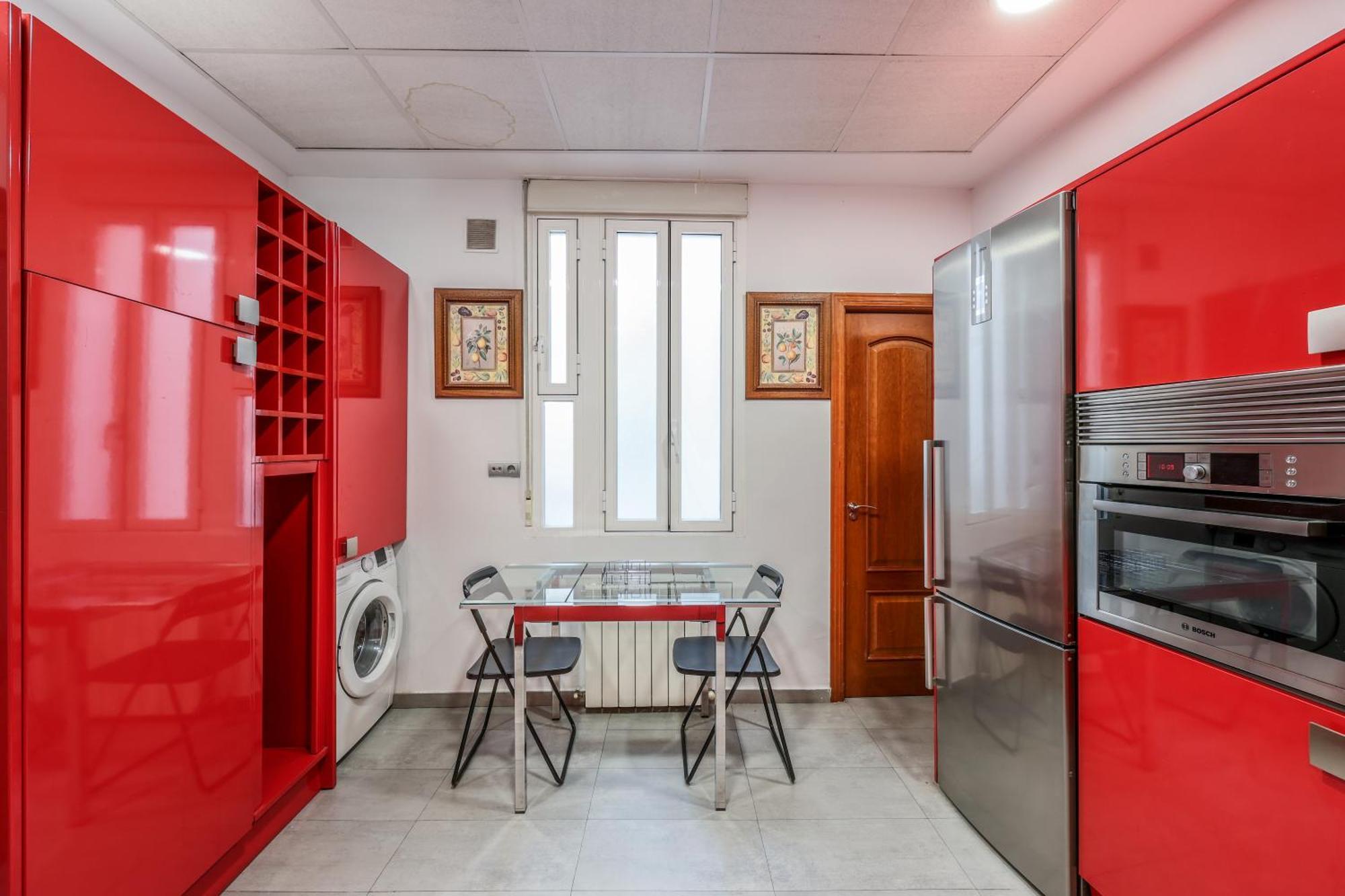 Comodo A Pasos De Callao Apartamento *