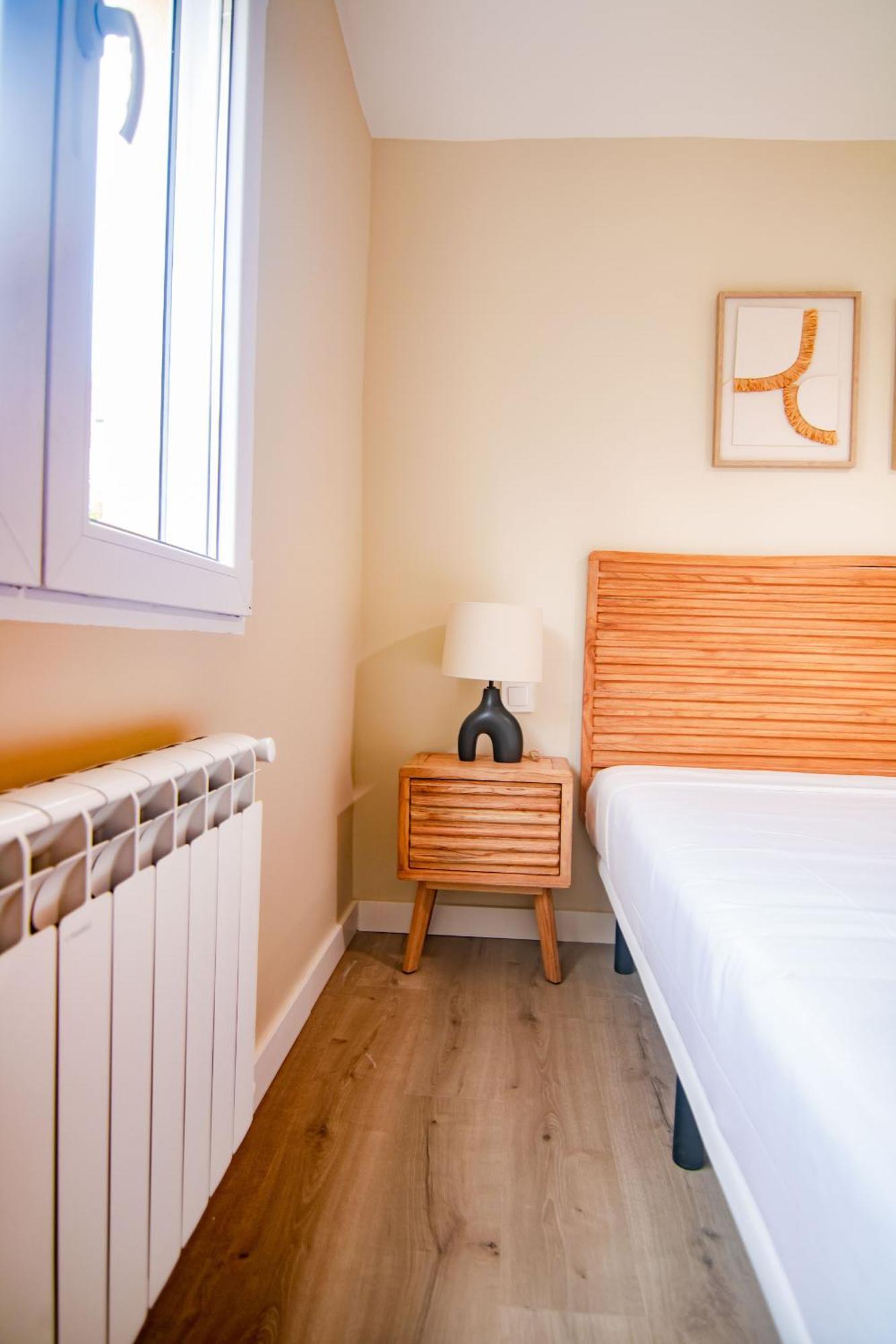 6 Personas En Hortaleza * Madrid