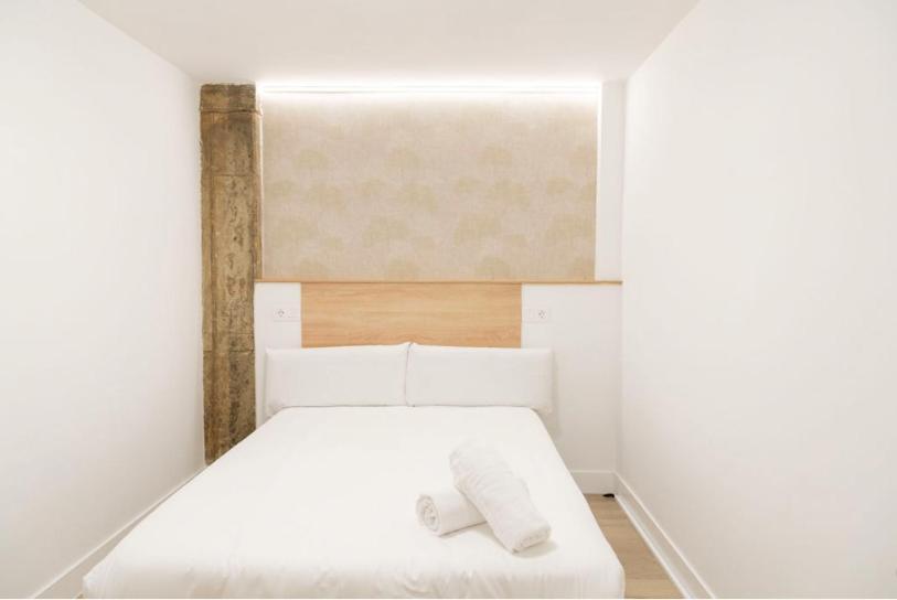 Contemporary 6bd For 12 Ventas *